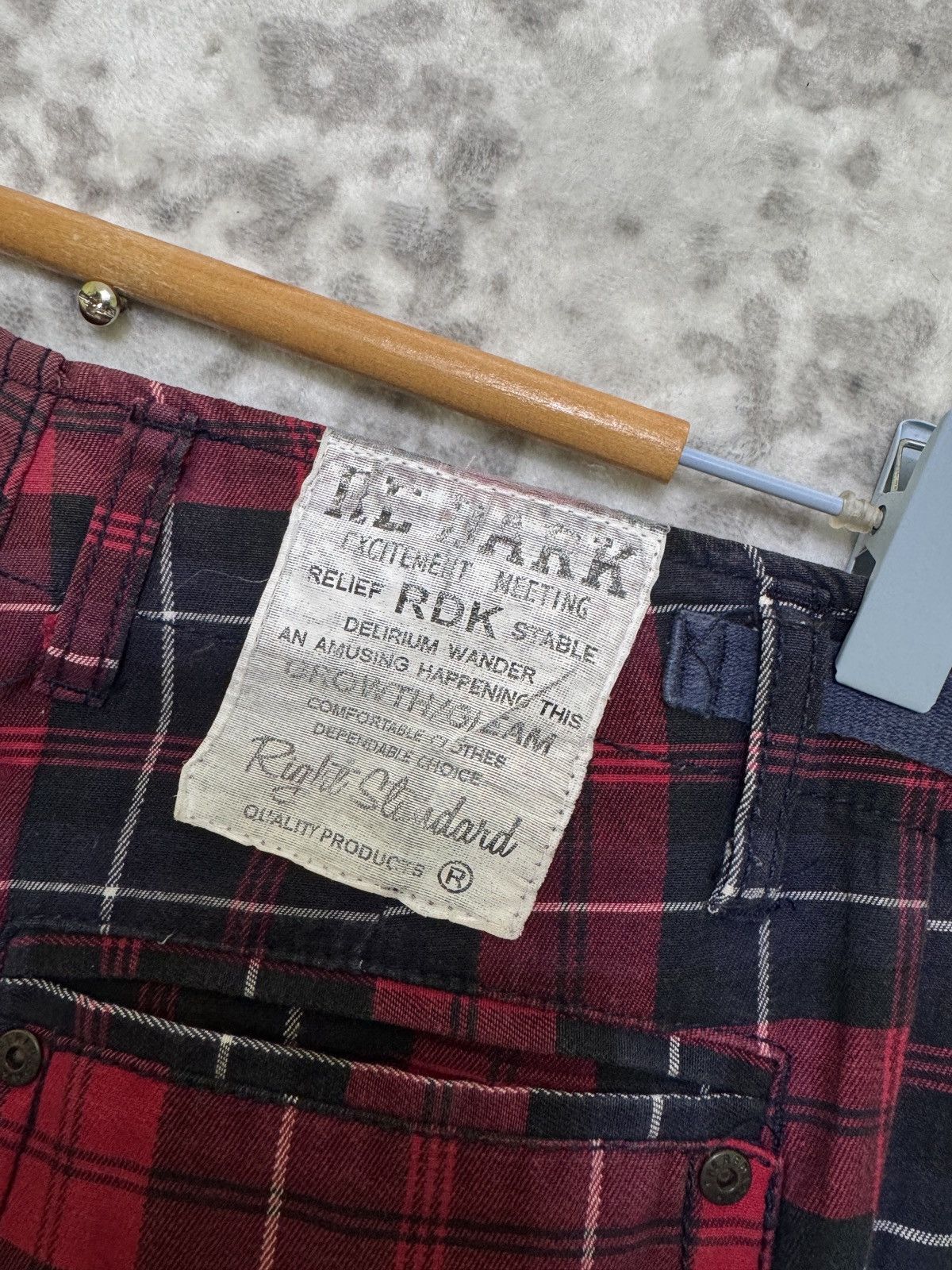 Japanese Brand Vintage Redark “LUS CHI ATRACT” Punk Tartan Plaid Pants Size US 27 - 11 Thumbnail