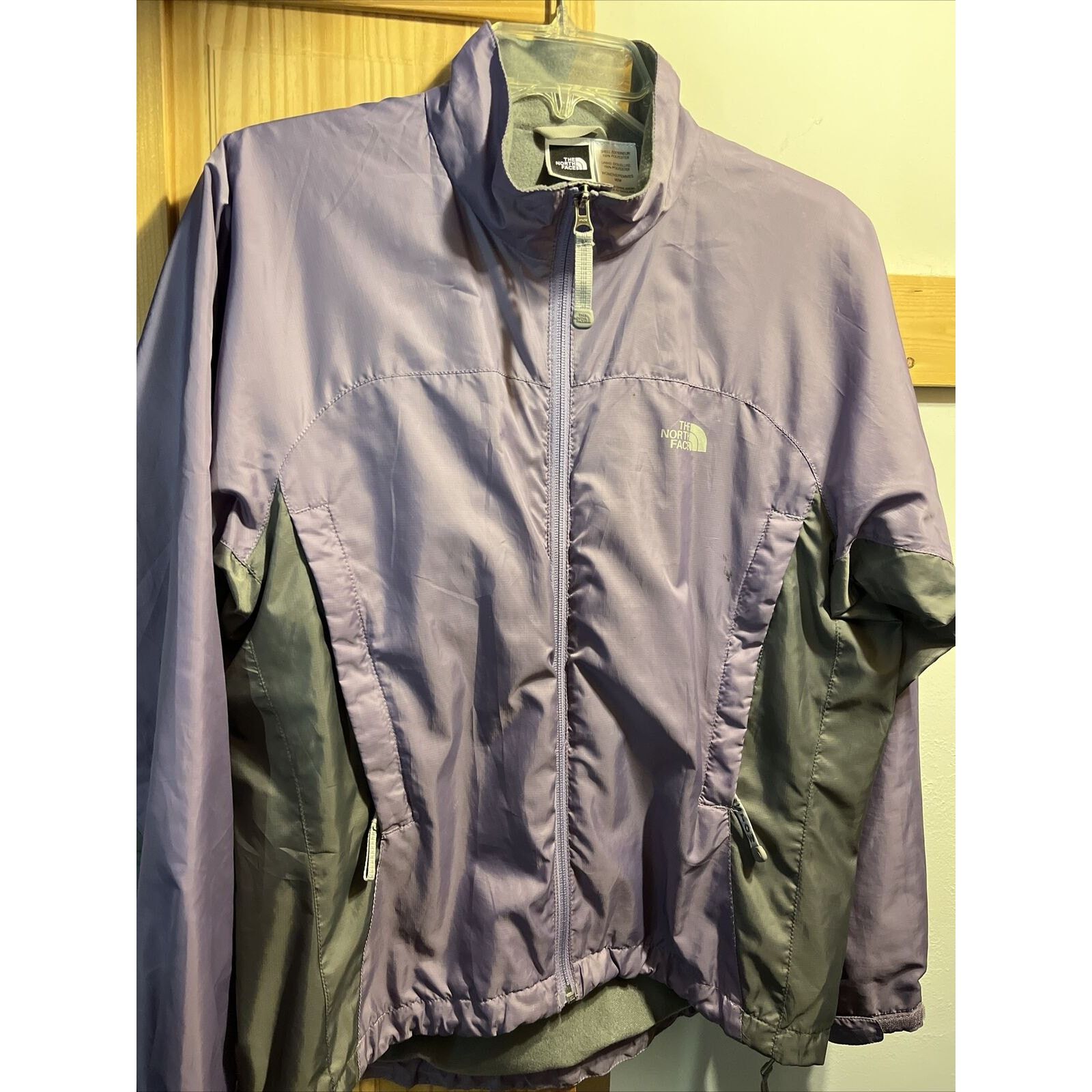 The North Face The North Face Womens M Purple Polyester Windbreaker Jacket Size M / US 6-8 / IT 42-44 - 2 Thumbnail