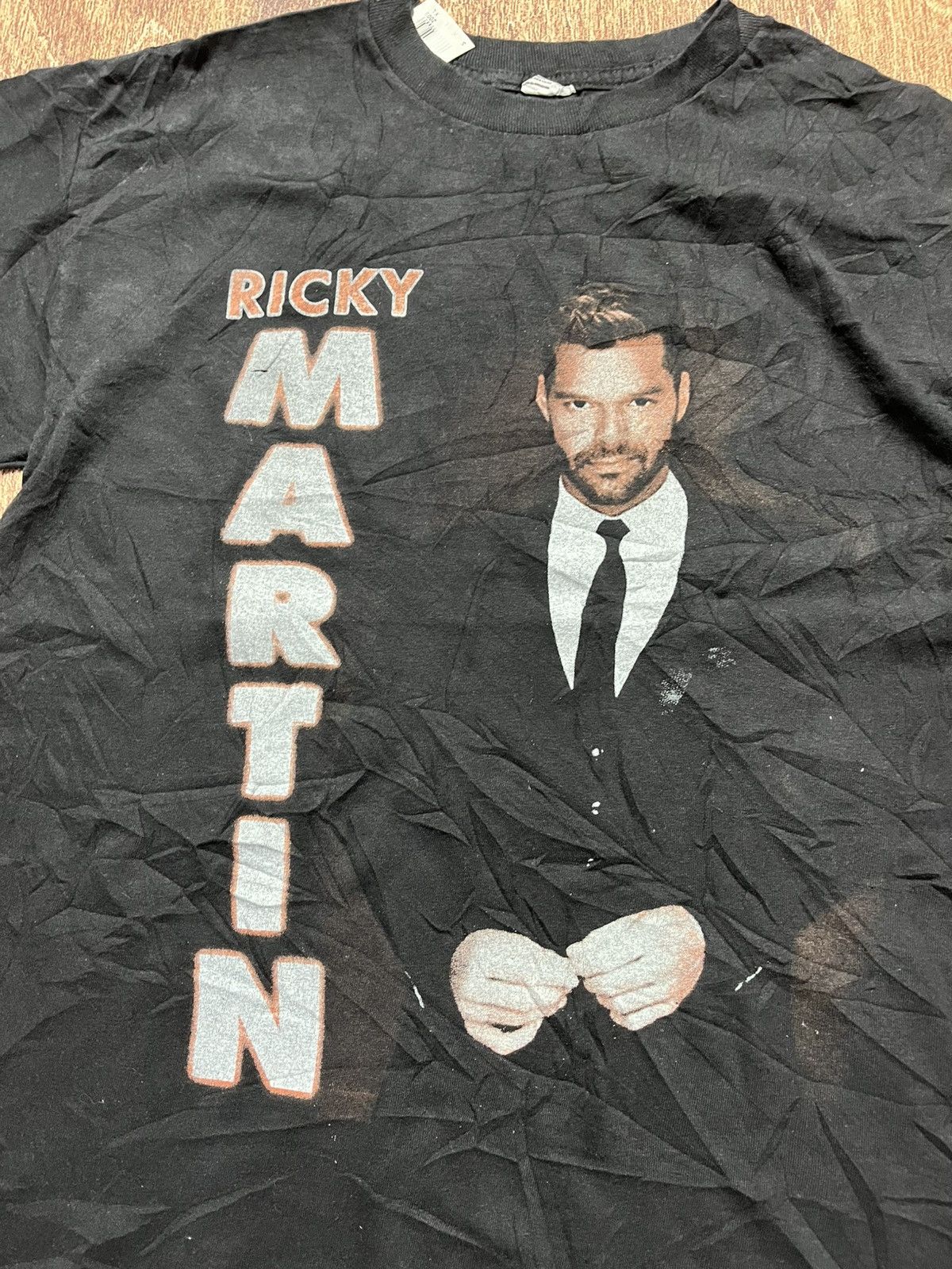 Band Tees Ricky martin one world tour 2015 tshirt Size US M / EU 48-50 / 2 - 3 Thumbnail