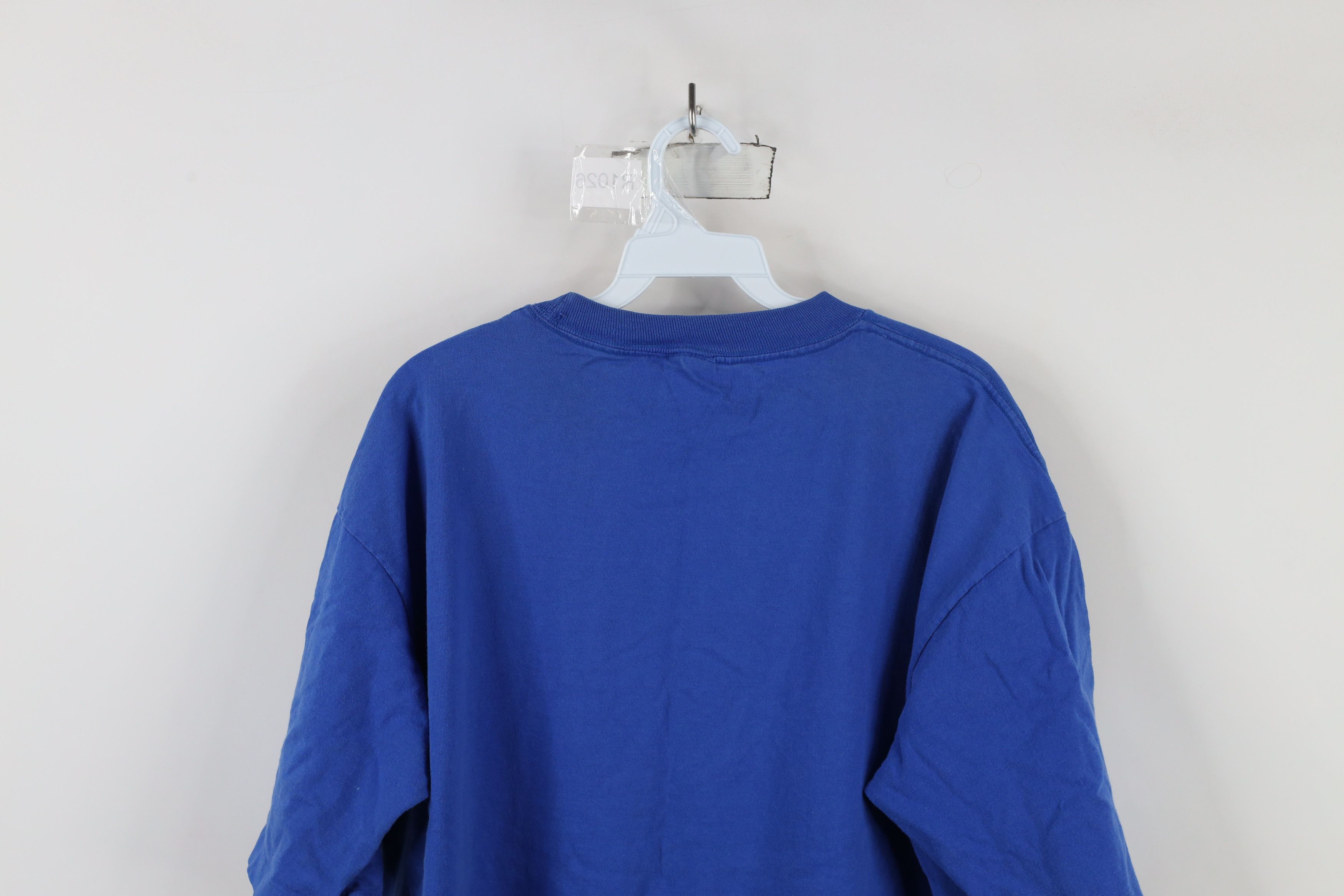 Vintage Vintage 90s Bugle Boy Spell Neon Surfing T-Shirt Blue USA Size US L / EU 52-54 / 3 - 12 Thumbnail