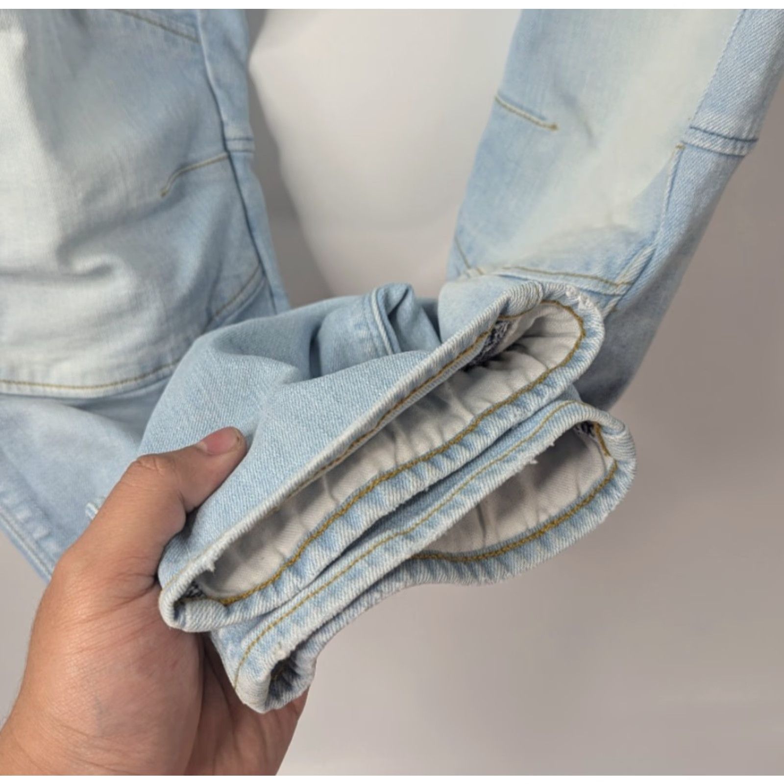 G-Star G Star Raw 5620 3D Slim Jeans Mens 32x30 Blue Denim Button Fly Double Knee Light Men Jeans 3D Slim Blue Denim Button Fly 32x30 G-Star Elwood 5620 Size US 32 / EU 48 - 3 Thumbnail