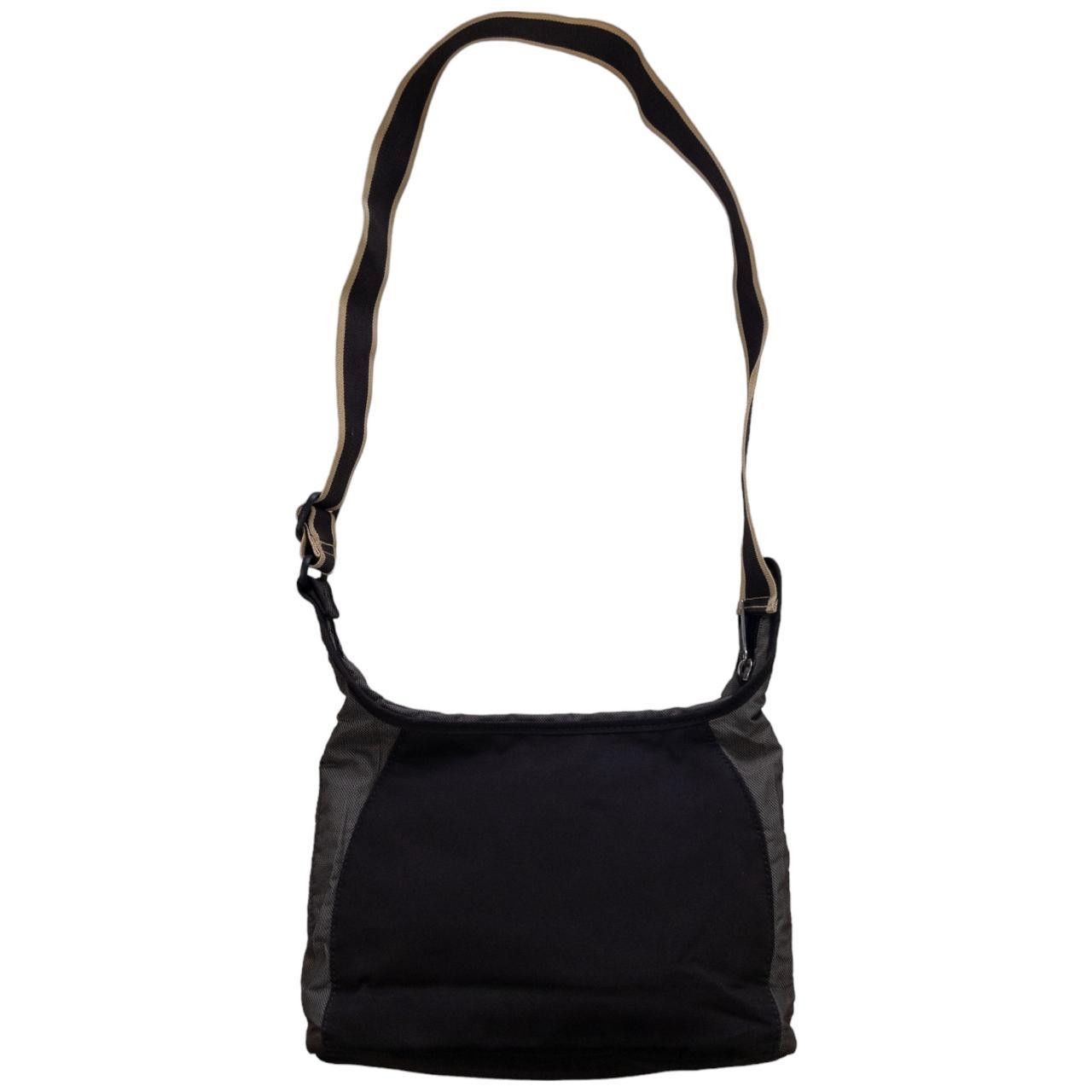Nike Vintage Nike Crossbody Bag Size ONE SIZE - 3 Thumbnail