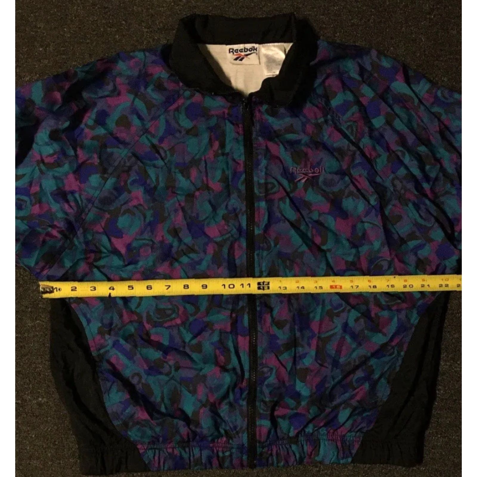 Reebok VINTAGE Reebok Abstract Art AOP Bomber Jacket Shirt Women M Blue 90s Hip Hop Vaporwave Art 80s USA USA Size M / US 6-8 / IT 42-44 - 7 Thumbnail