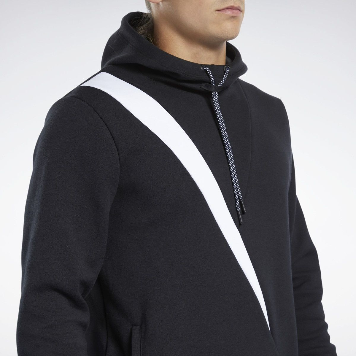 Reebok Men’s Hoodie Reebok Black Size: M Size US M / EU 48-50 / 2 - 7 Thumbnail