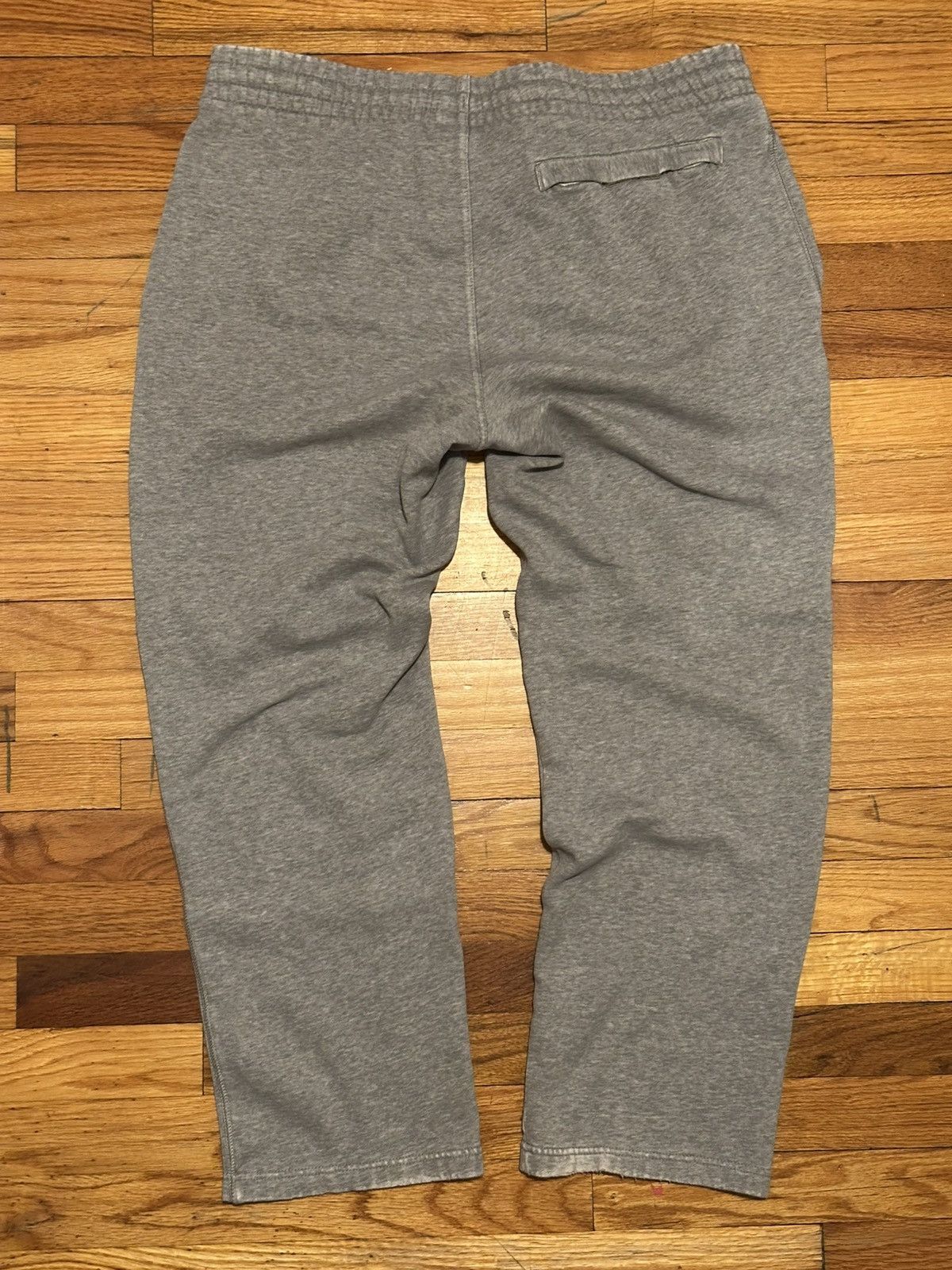 Nike Vintage Nike Grey Fleece Sweatpants Size US 34 / EU 50 - 2 Thumbnail