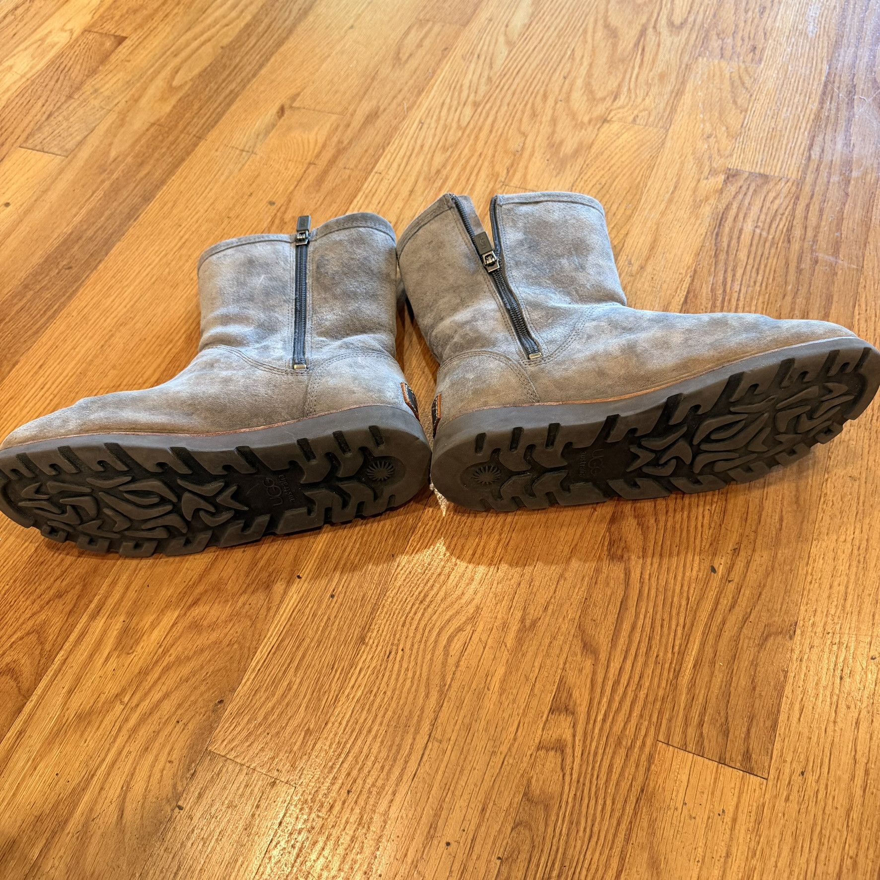 Ugg UGG Selia Zip Winter Boots Women Size 7 Gray Size US 8 / IT 38 - 3 Thumbnail