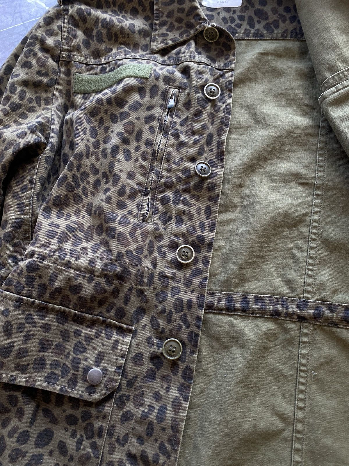 Saint Laurent Paris × Yves Saint Laurent Rare Saint Laurent Paris Leopard Print Military Jacket Y2K Size US M / EU 48-50 / 2 - 21 Thumbnail