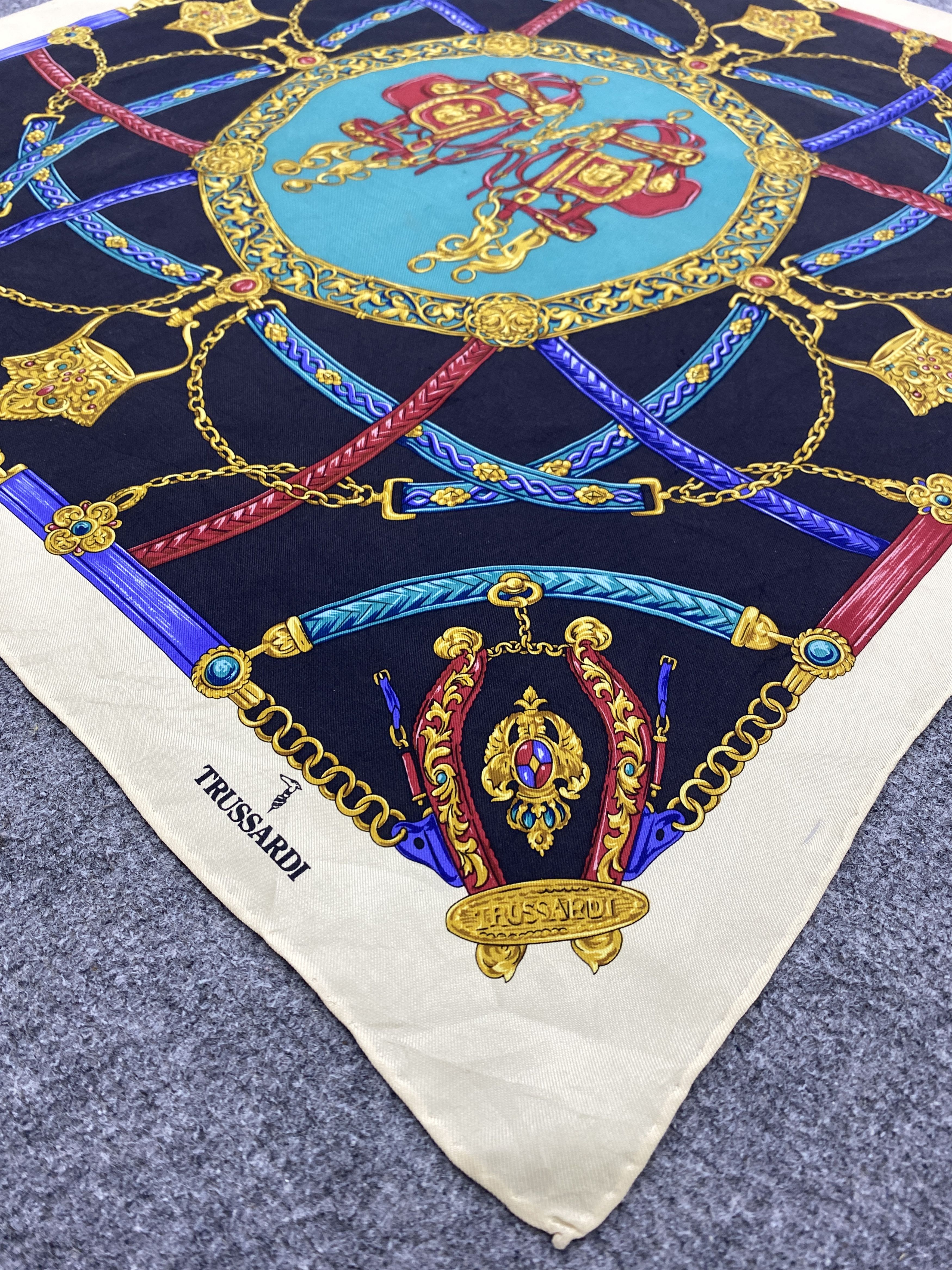 Trussardi Trussardi Silk Scarf / Muffler / Silk Scarf SN0058 Size ONE SIZE - 5 Thumbnail