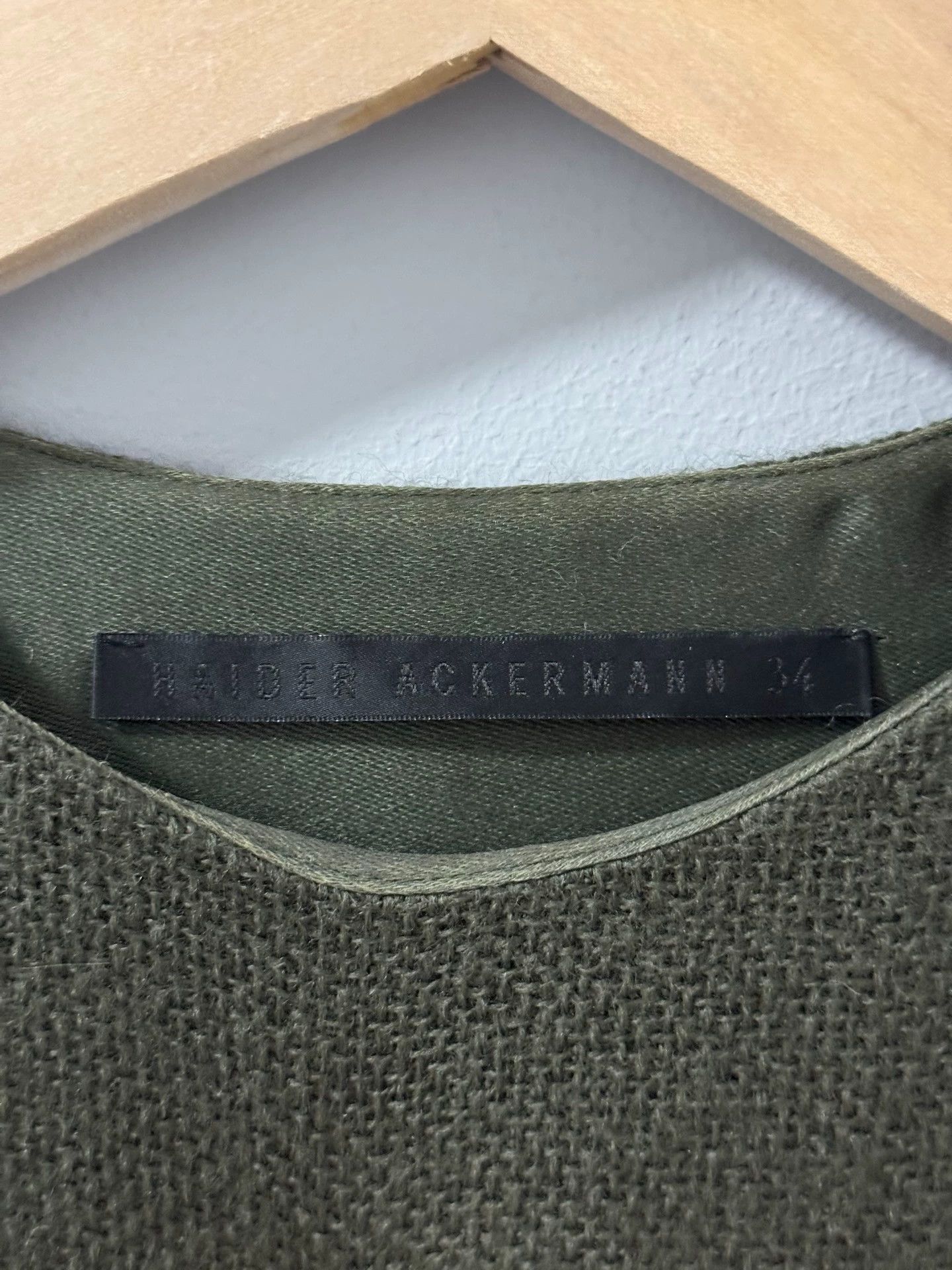 Haider Ackermann Haider Ackermann runway olive green satin patchwork cape Size S / US 4 / IT 40 - 6 Thumbnail