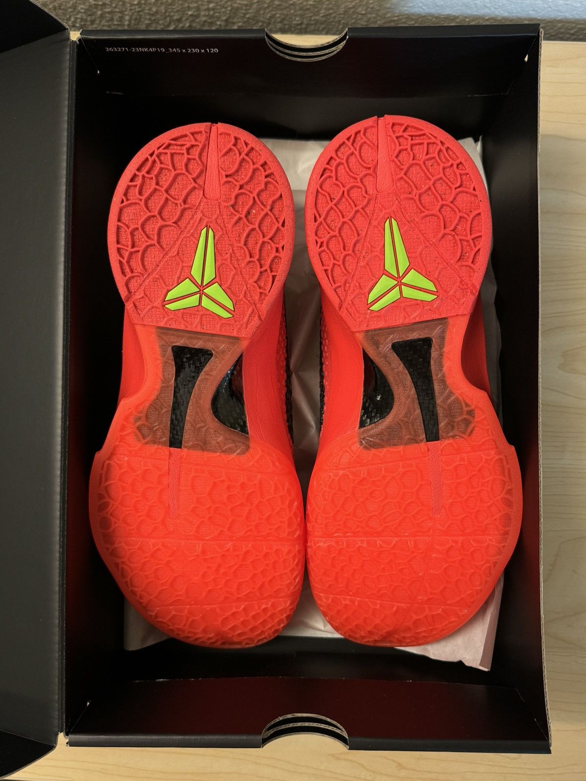 Nike Nike Kobe 6 Protro Reverse Grinch Size US 10.5 / EU 43-44 - 5 Thumbnail