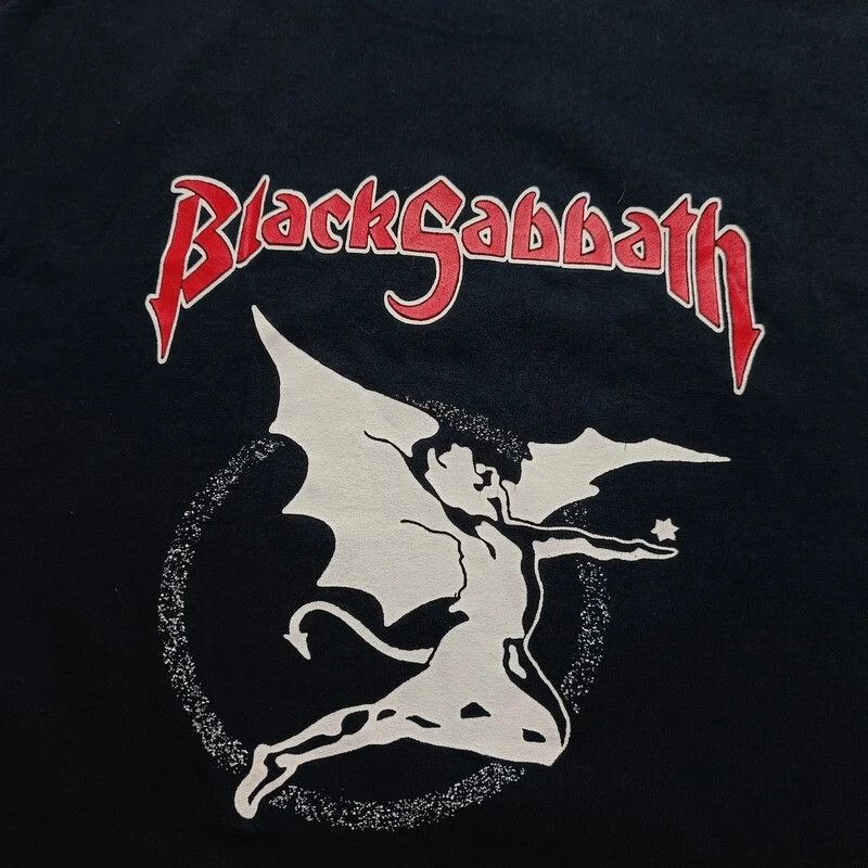 Black Sabbath VERY RARE Vintage Black Sabbath Black Tshirt Cross L Size US L / EU 52-54 / 3 - 11 Thumbnail