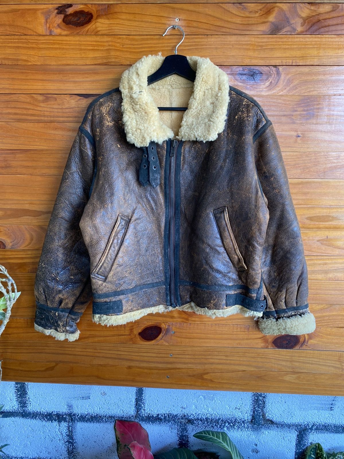 Vintage STRATH CONAR B-3 Shearling Leather Flight Jacket Distressed Size US M / EU 48-50 / 2 - 3 Thumbnail