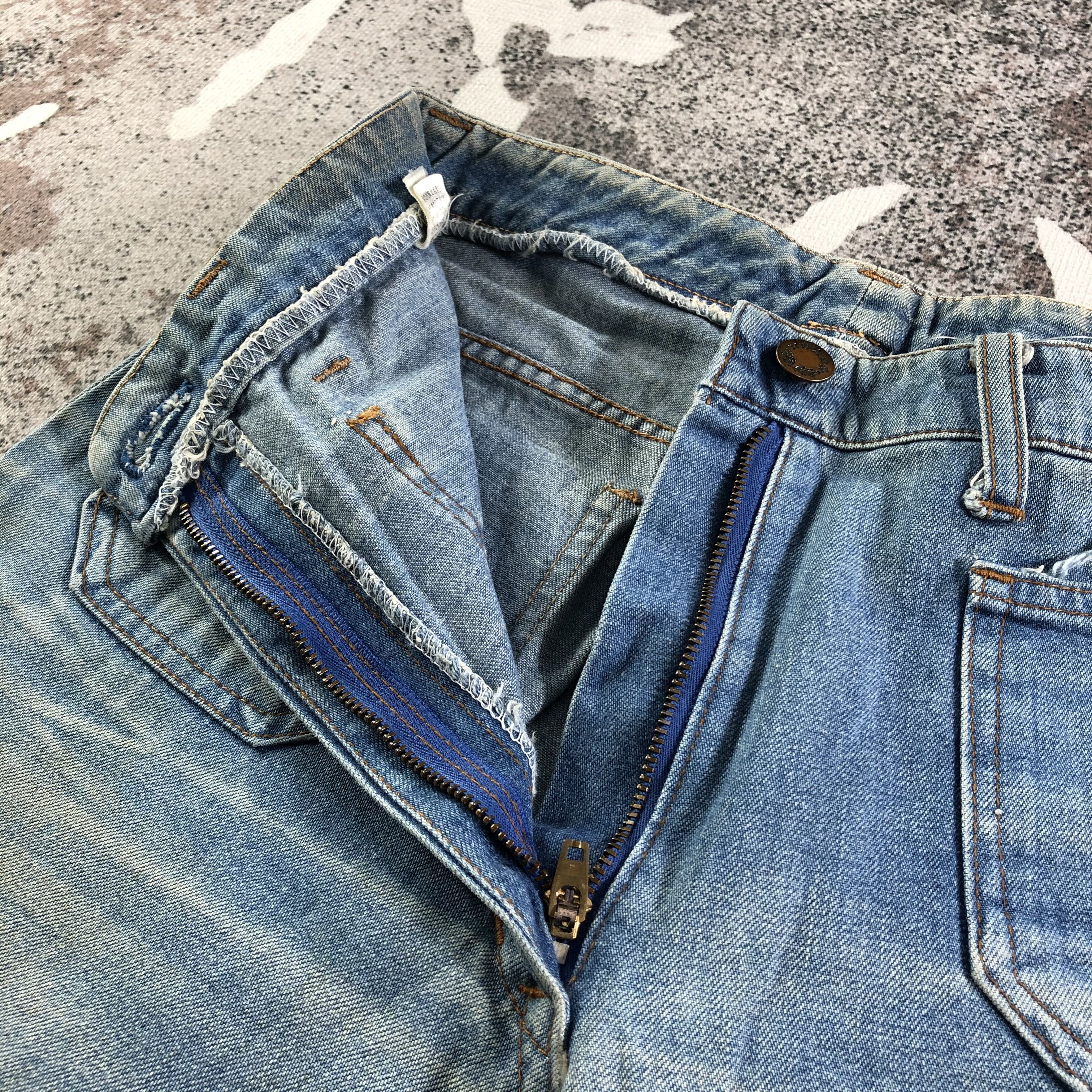 Japanese Brand Vintage Japanese Bush Pants Bell Bottom Jeans Flare Denim Size US 26 / EU 42 - 6 Thumbnail