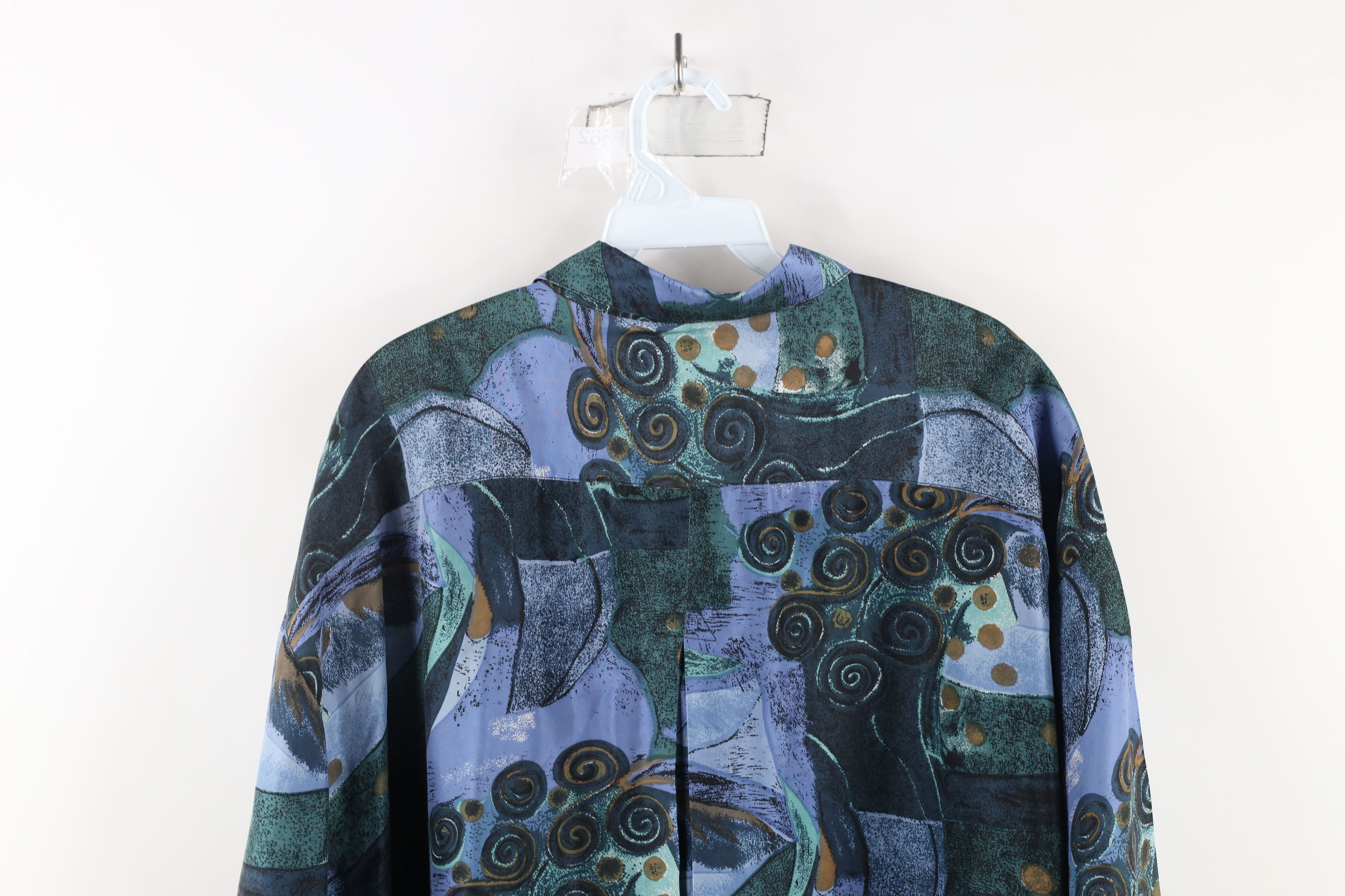 Vintage Vintage 90s Streetwear Short Sleeve Collard Button Shirt Size US XL / EU 56 / 4 - 7 Thumbnail