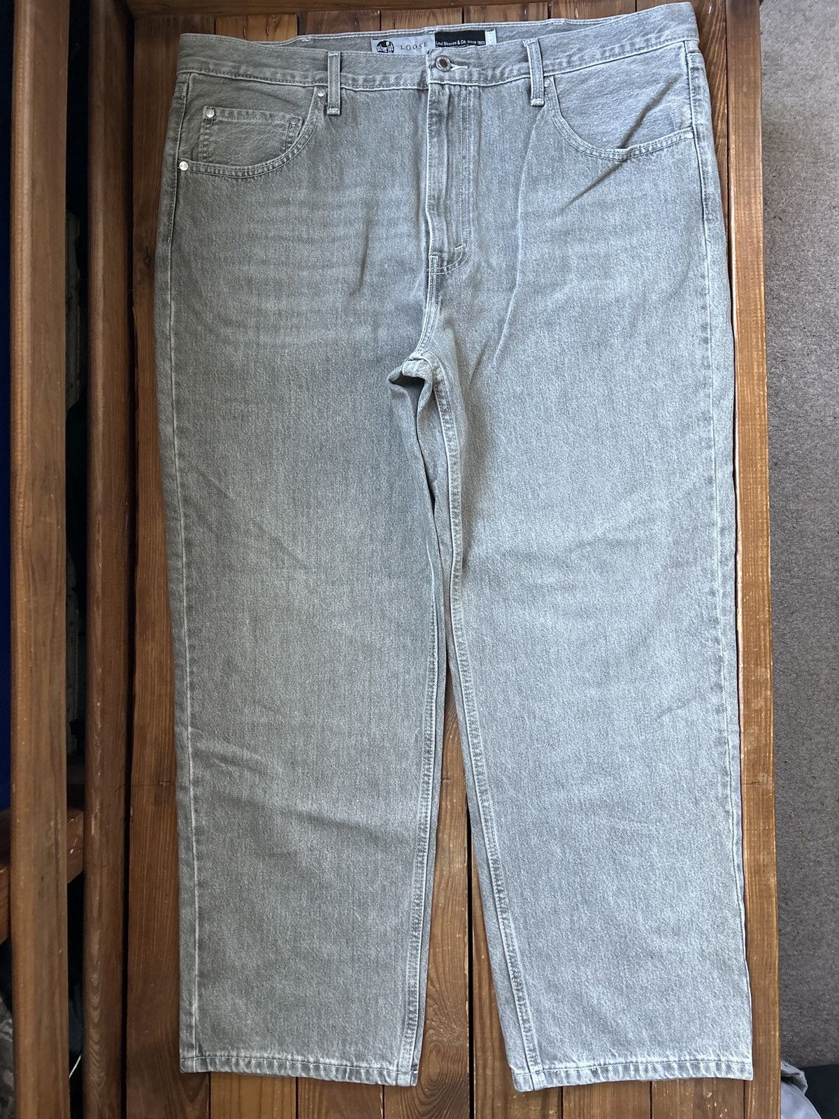 Levi's × Vintage Vintage Levi’s Silver Tab Loose Baggy Grey Denim Jeans Size US 40 / EU 56 - 1 Thumbnail
