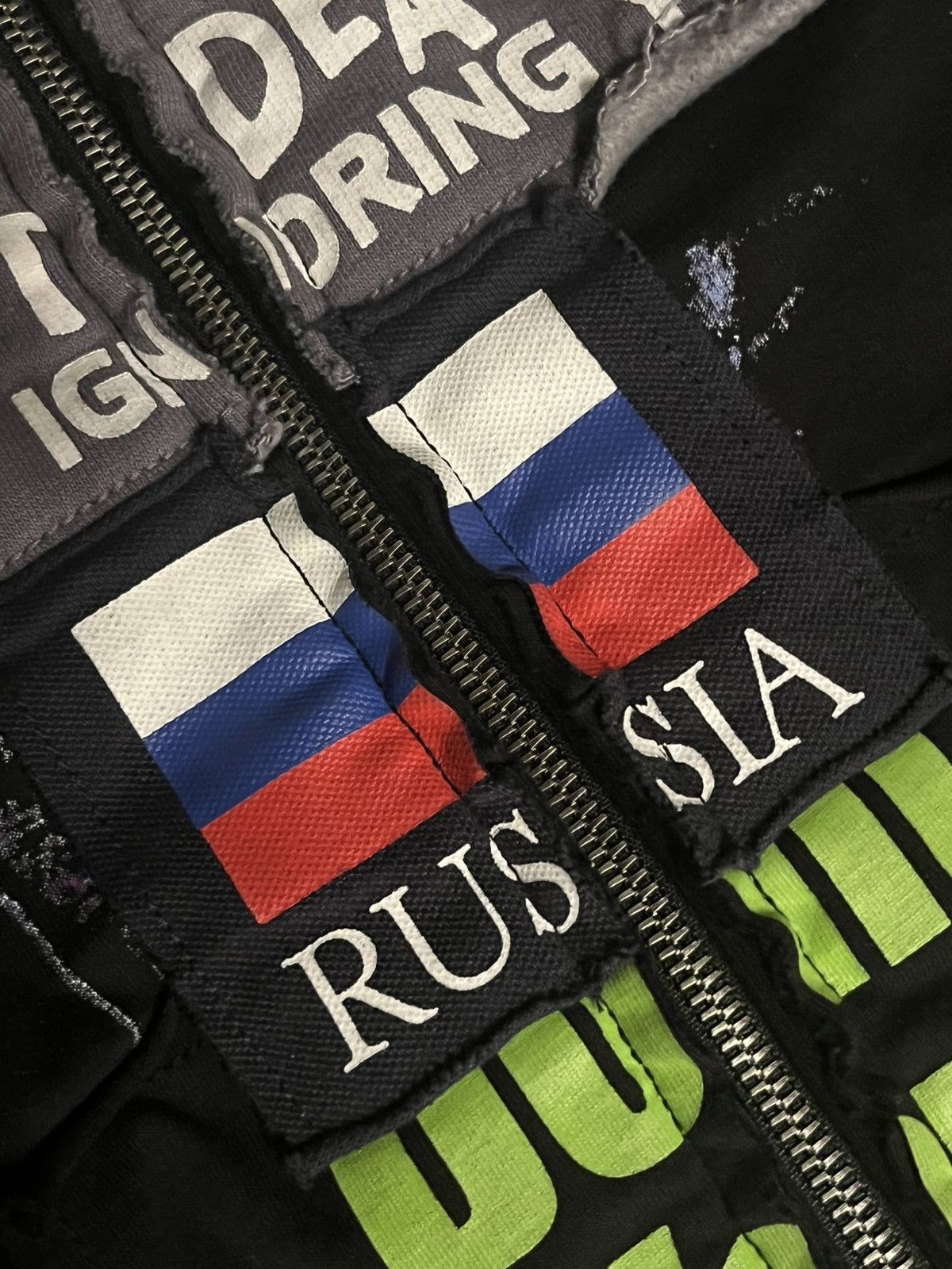 Vetements Vetements Russian Patchwork Zip-Up Size US S / EU 44-46 / 1 - 7 Thumbnail