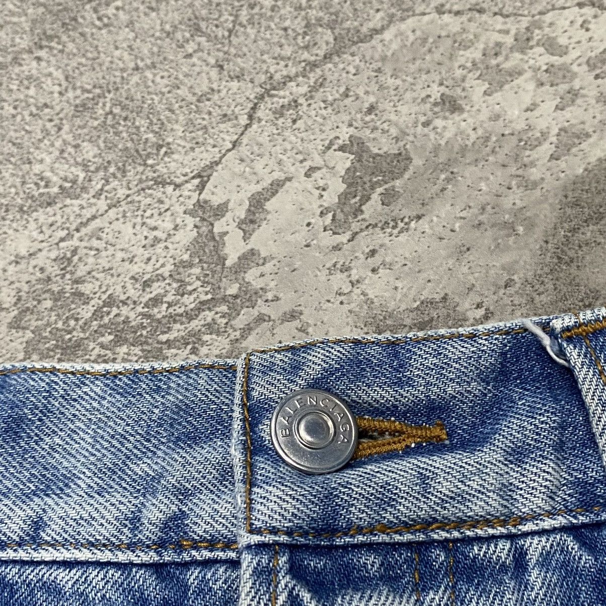 Balenciaga Balenciaga Shorts Denim Ripped Size US 32 / EU 48 - 5 Thumbnail