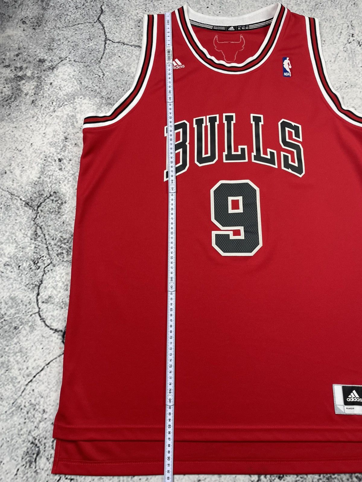 Adidas Adidas XL Chicago Bulls #9 Luol Deng 11/12 NBA Jersey OG Red Size US XL / EU 56 / 4 - 6 Thumbnail