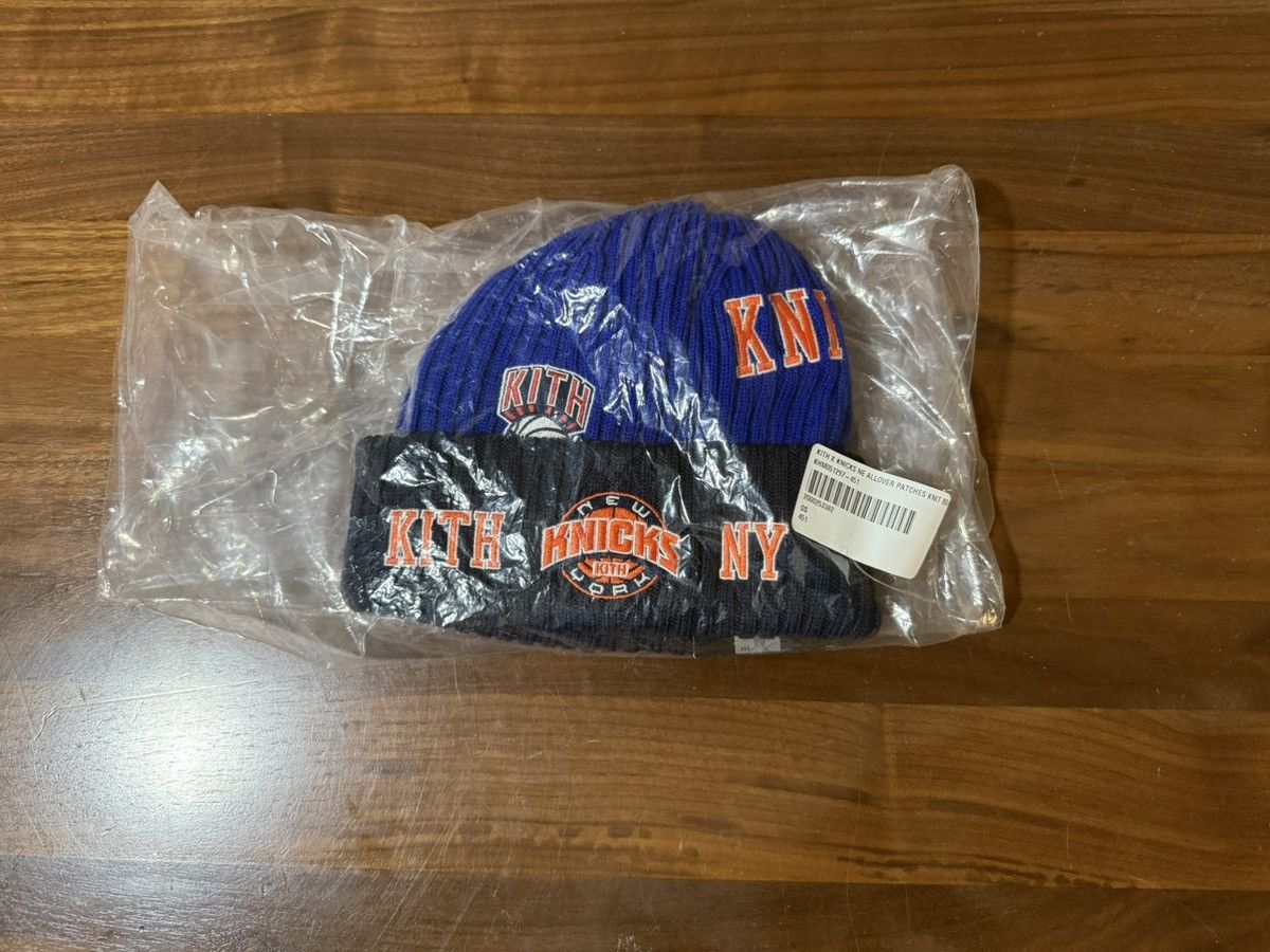 Kith × New Era Kith & New Era New York Knicks All Over Patches Knit Beanie Size ONE SIZE - 7 Thumbnail