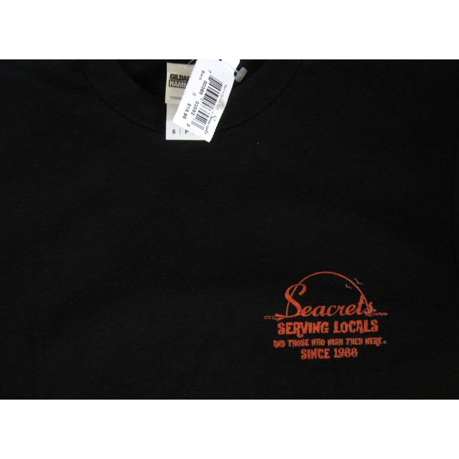 Gildan SEACRETS OCEAN CITY MARYLAND T SHIRT Men’s Small Graphic Print Gildan Cotton Black Beach Features Double-Sided Posterous Size US S / EU 44-46 / 1 - 5 Thumbnail