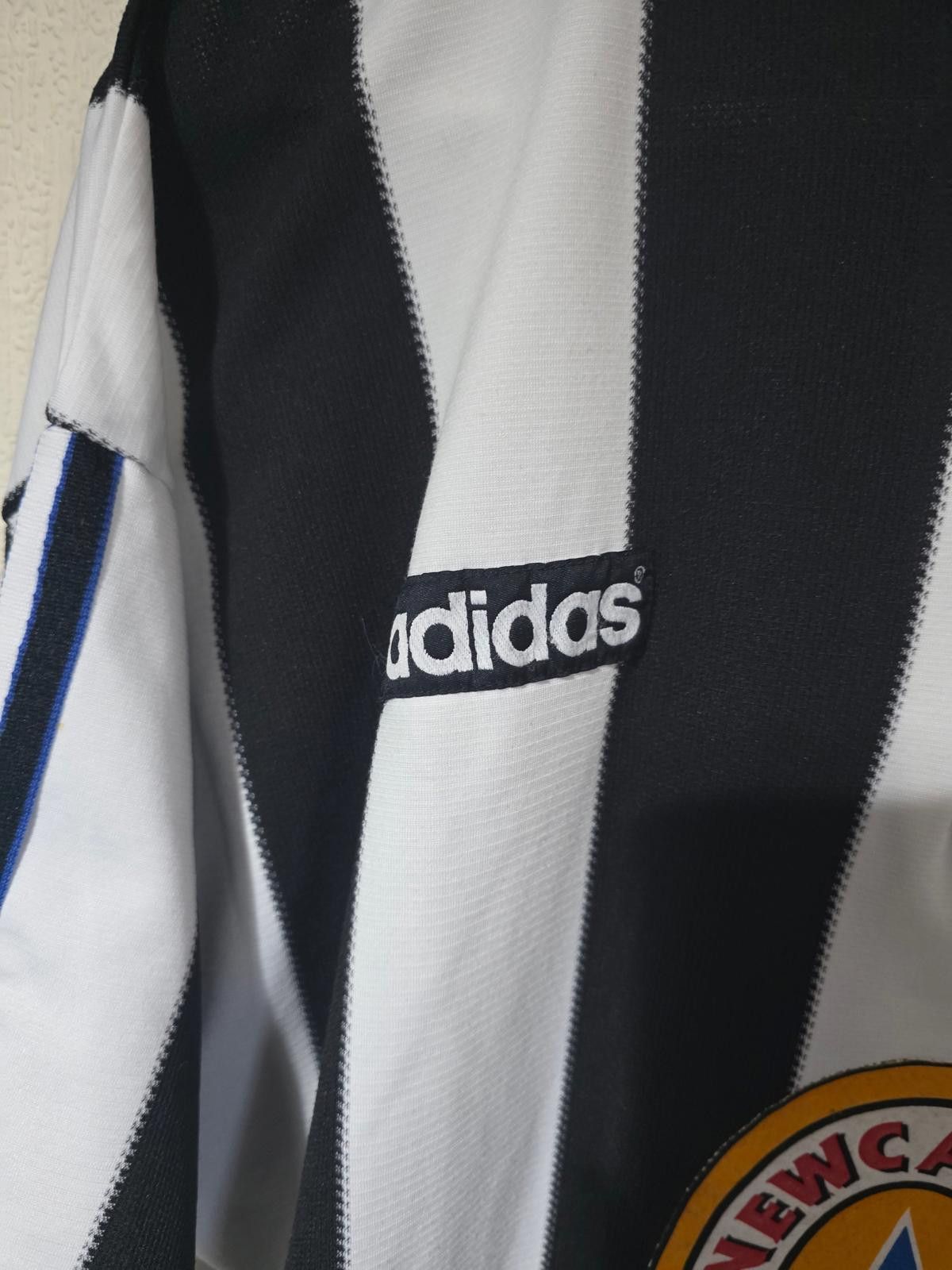 Adidas Newcastle United 1995/97 Adidas Home shirt, #9 SHEARER - XXL Size US XXL / EU 58 / 5 - 5 Thumbnail