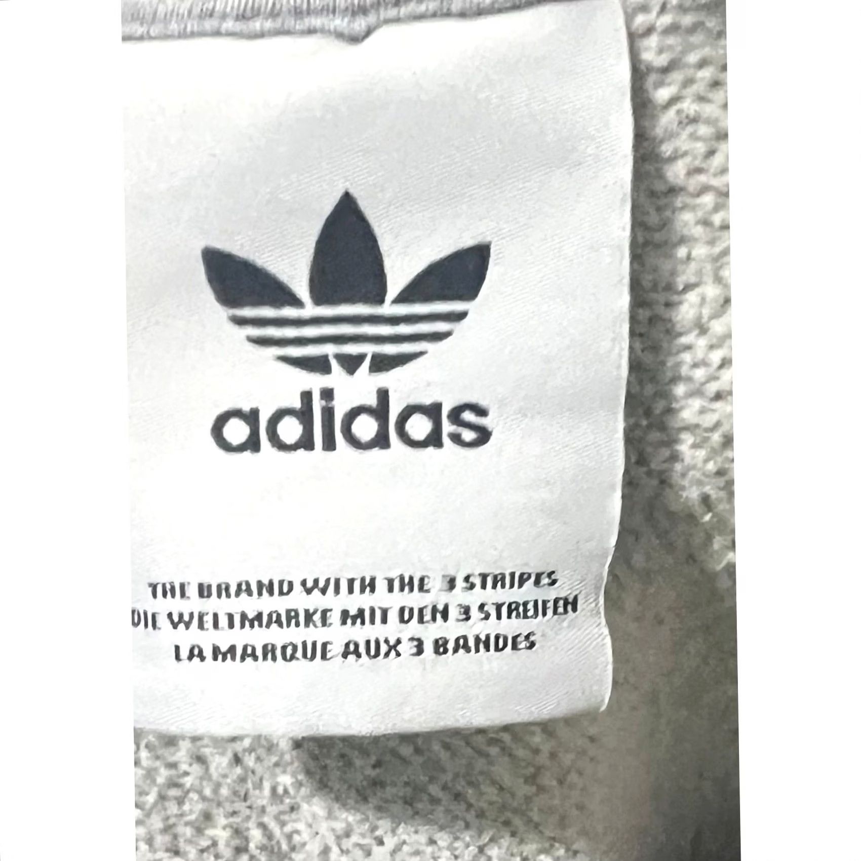 Adidas Adidas Trefoil Sweatshirt Crew Neck Gray Graphic Logo Shirt 100% Cotton Sz Small S Unisex Adults Crew Neck 90s Retro Classic Size US S / EU 44-46 / 1 - 4 Thumbnail
