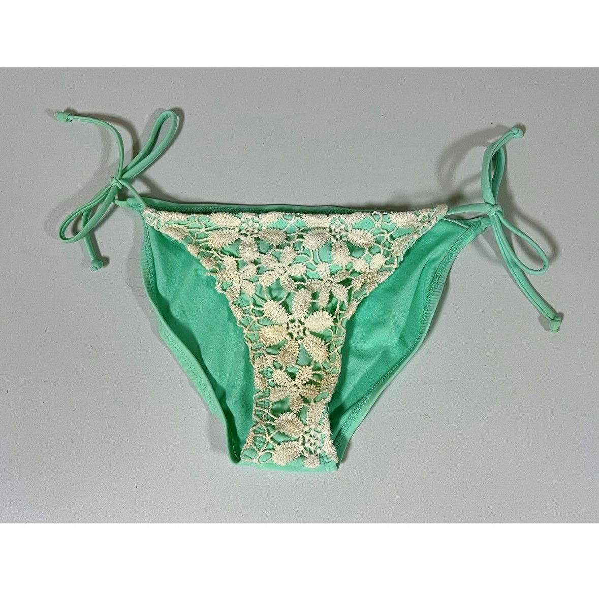 Japanese Brand × Vintage Mint Green Crochet Lace Bikini Bottoms Bathing Suit Size S ✨ Size ONE SIZE - 1 Thumbnail