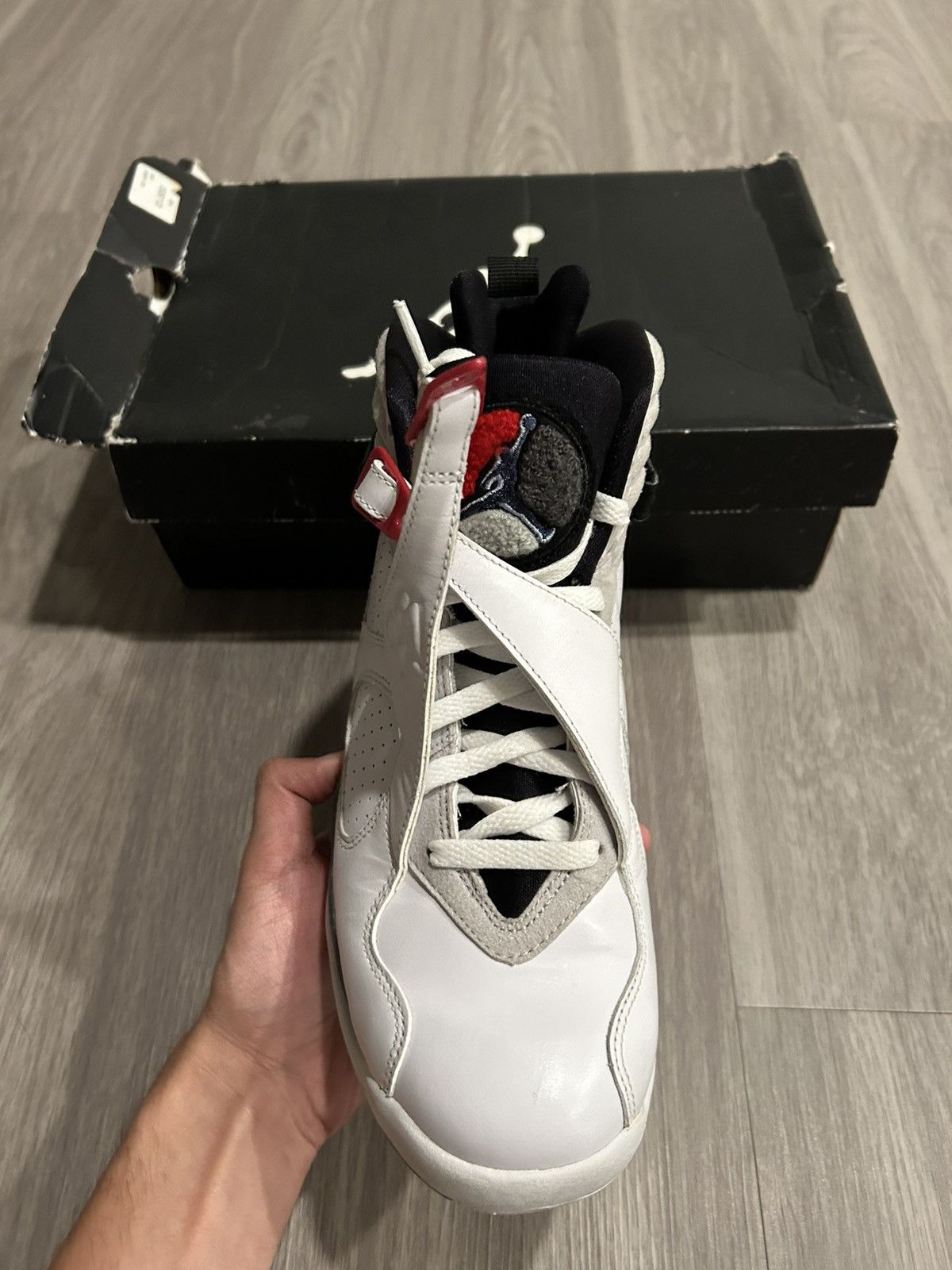 Jordan Brand Air Jordan Retro 8 Bugs Bunny 2013 Release Size 8 Size US 8 / EU 41 - 8 Thumbnail