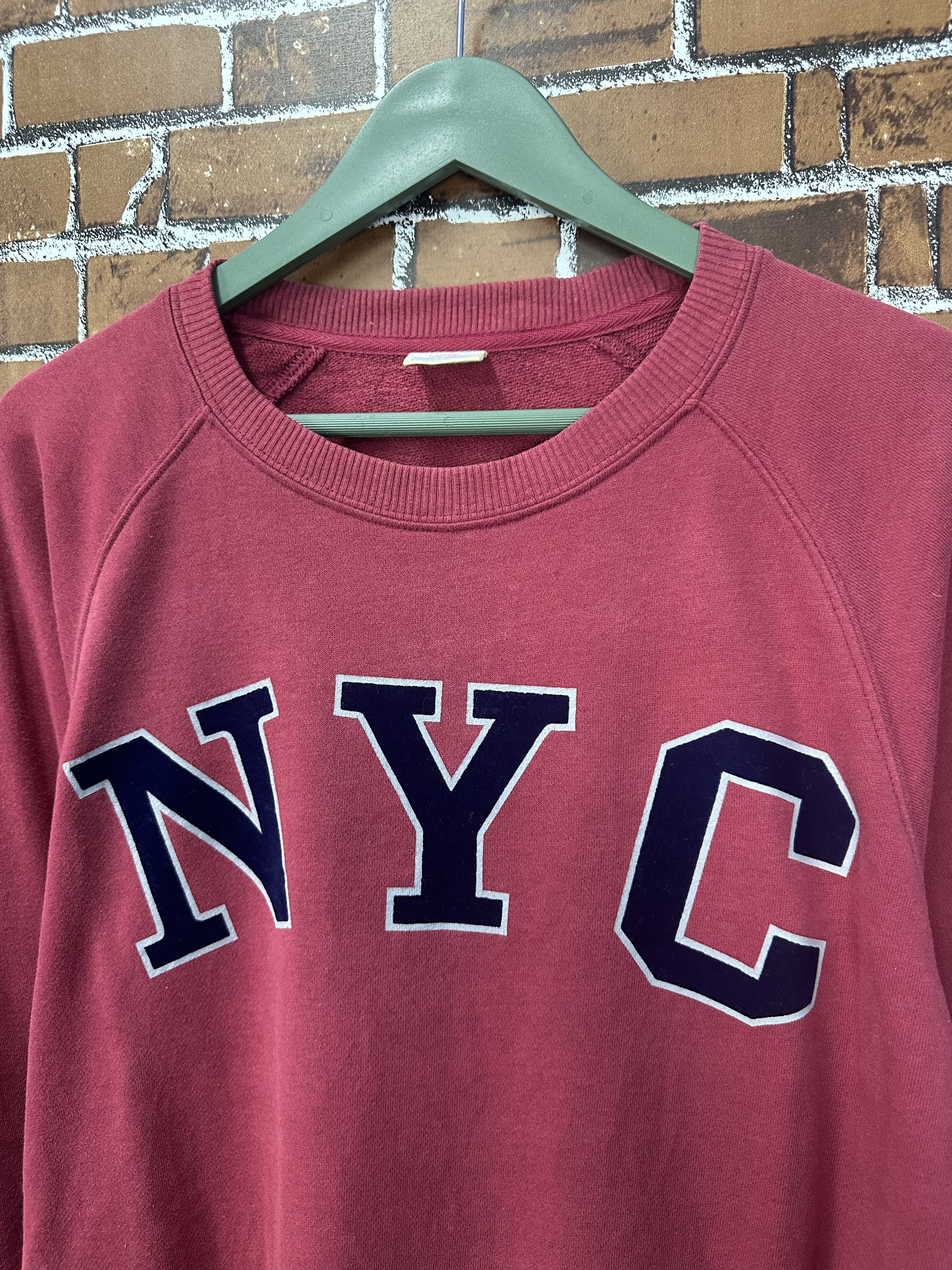 Champion Champion X Takeo Kikuchi New York City Crewneck Z492 Size US L / EU 52-54 / 3 - 3 Thumbnail