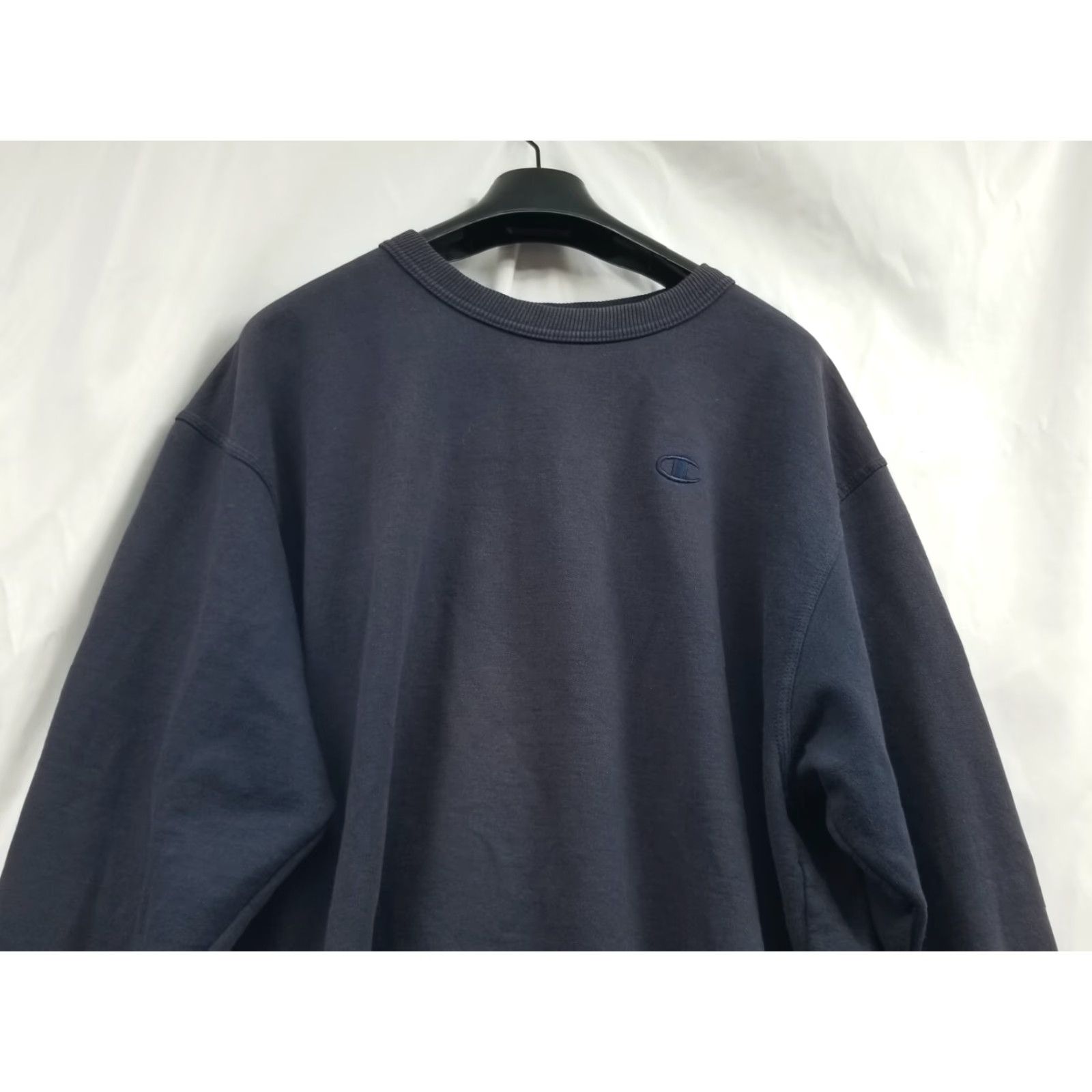 Champion VINTAGE Champion Sweatshirt Crewneck Long Sleeve Pullover Men XL Navy Blue 90s Gym & Training Shirt Size US XL / EU 56 / 4 - 4 Thumbnail