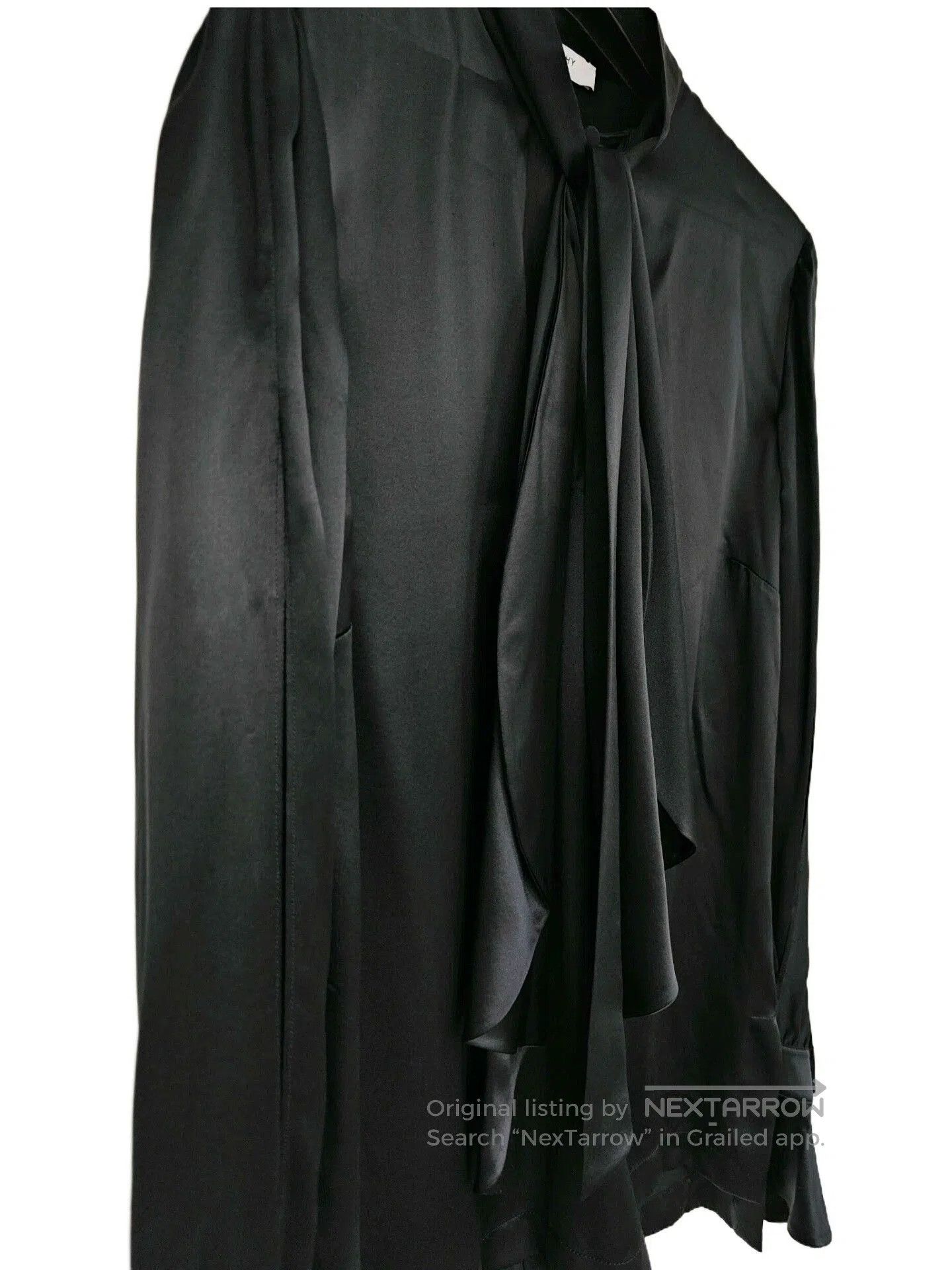 Givenchy Givenchy Silk Satin Bow Collar Shirt. Size US M / EU 48-50 / 2 - 6 Thumbnail