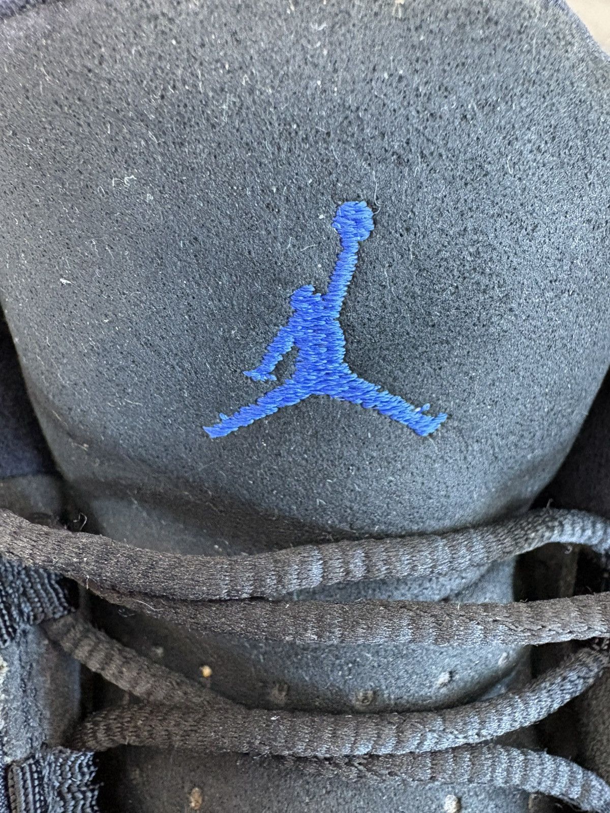Jordan Brand Air Jordan 13 Retro “Black Hyper Royal” (GS) **PRE-OWNED** Size US 7 / EU 40 - 6 Thumbnail