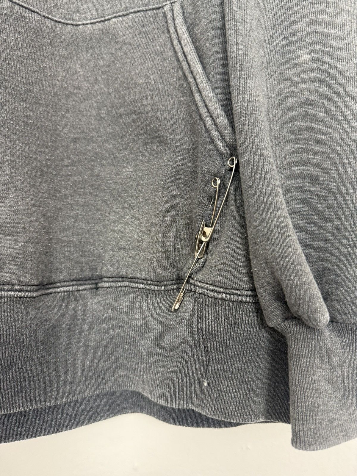 Russell Athletic 90s Faded vintage Russel hoodie usa Size US L / EU 52-54 / 3 - 3 Thumbnail