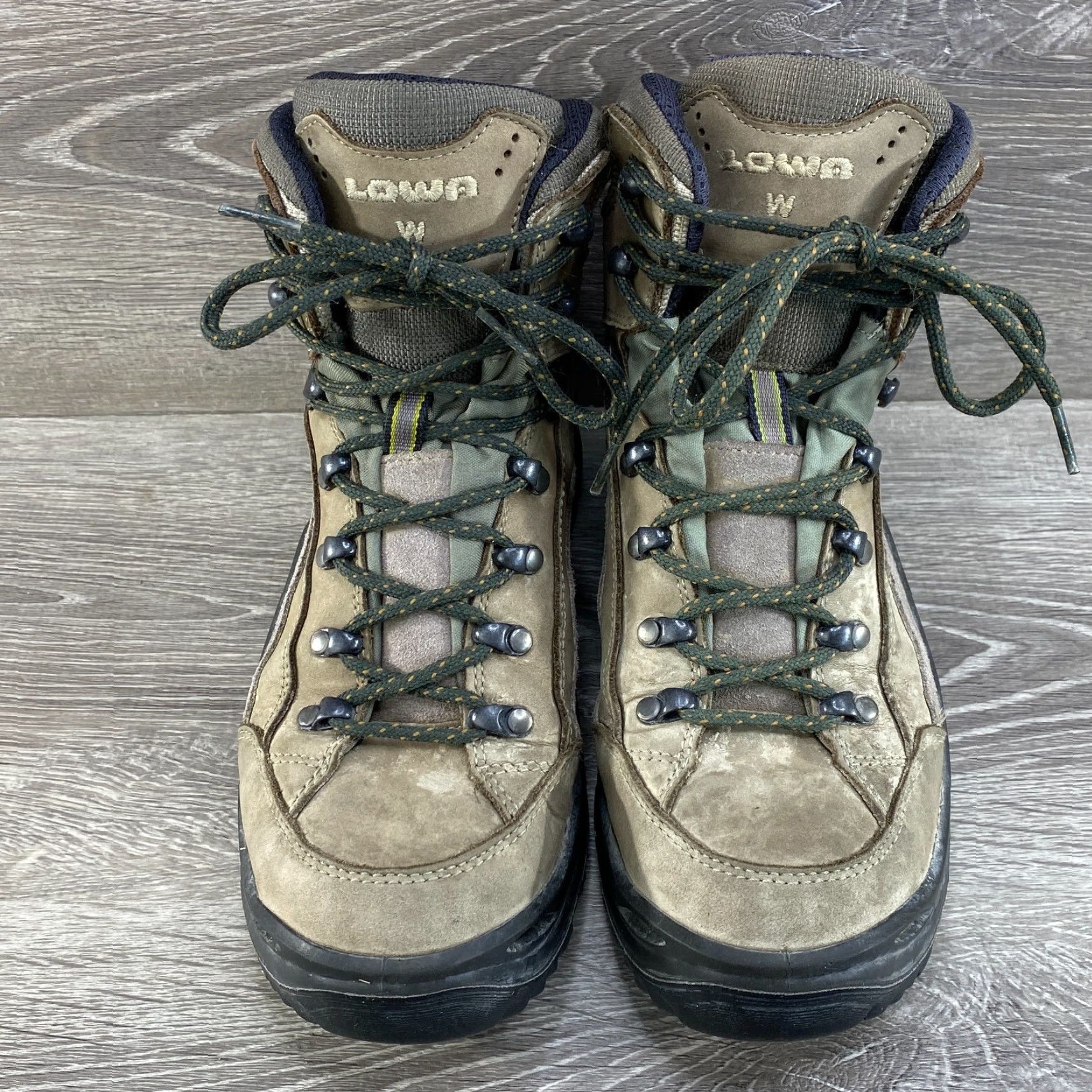 LOWA Lowa Womens 8.5 Leather Boots Renegade Mid Wide Gore-Tex GTX Hiking Vibram Stone Tan Brown Boots Womens 8.5 Gore Tex Vibram Renegade GTX Hiking Boot Size US 7 / IT 37 - 3 Thumbnail