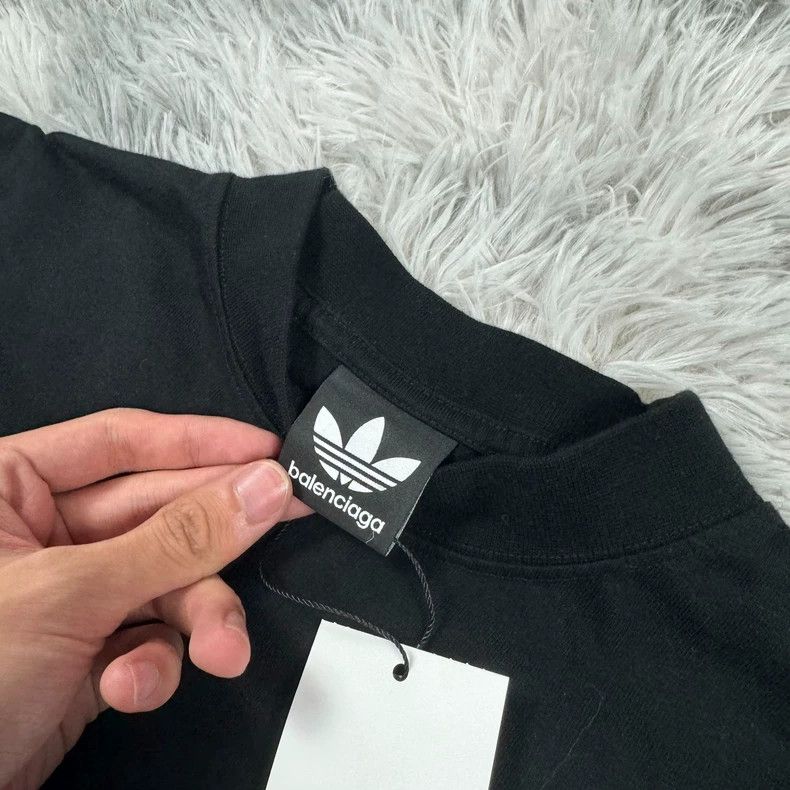 Balenciaga Balenciaga Co-branded Adidas short sleeve 2502-Nextarrow Size US M / EU 48-50 / 2 - 3 Thumbnail