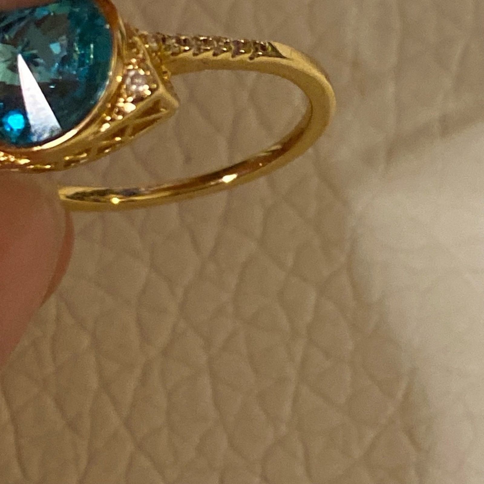 Other Vintage Gold Tone Statement Ring Blue Crystal Gem Size 7 Size ONE SIZE - 12 Thumbnail