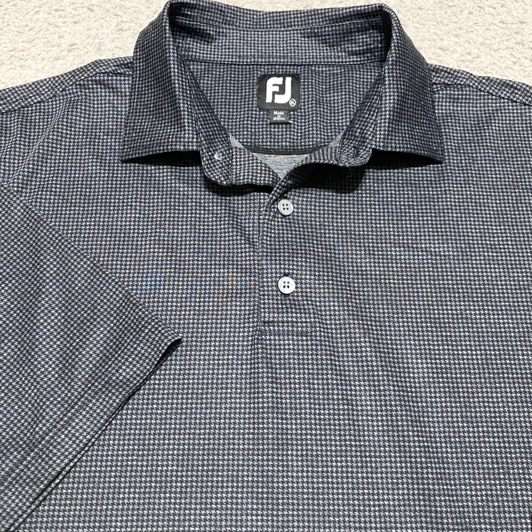 Footjoy FootJoy Mens Polo Golf Shirt Gray Plaid Short Sleeve Athletic Polyester XL Shirt Mens Golf Shirt Gray Plaid Short Sleeve FootJoy Polo Size US XL / EU 56 / 4 - 5 Thumbnail
