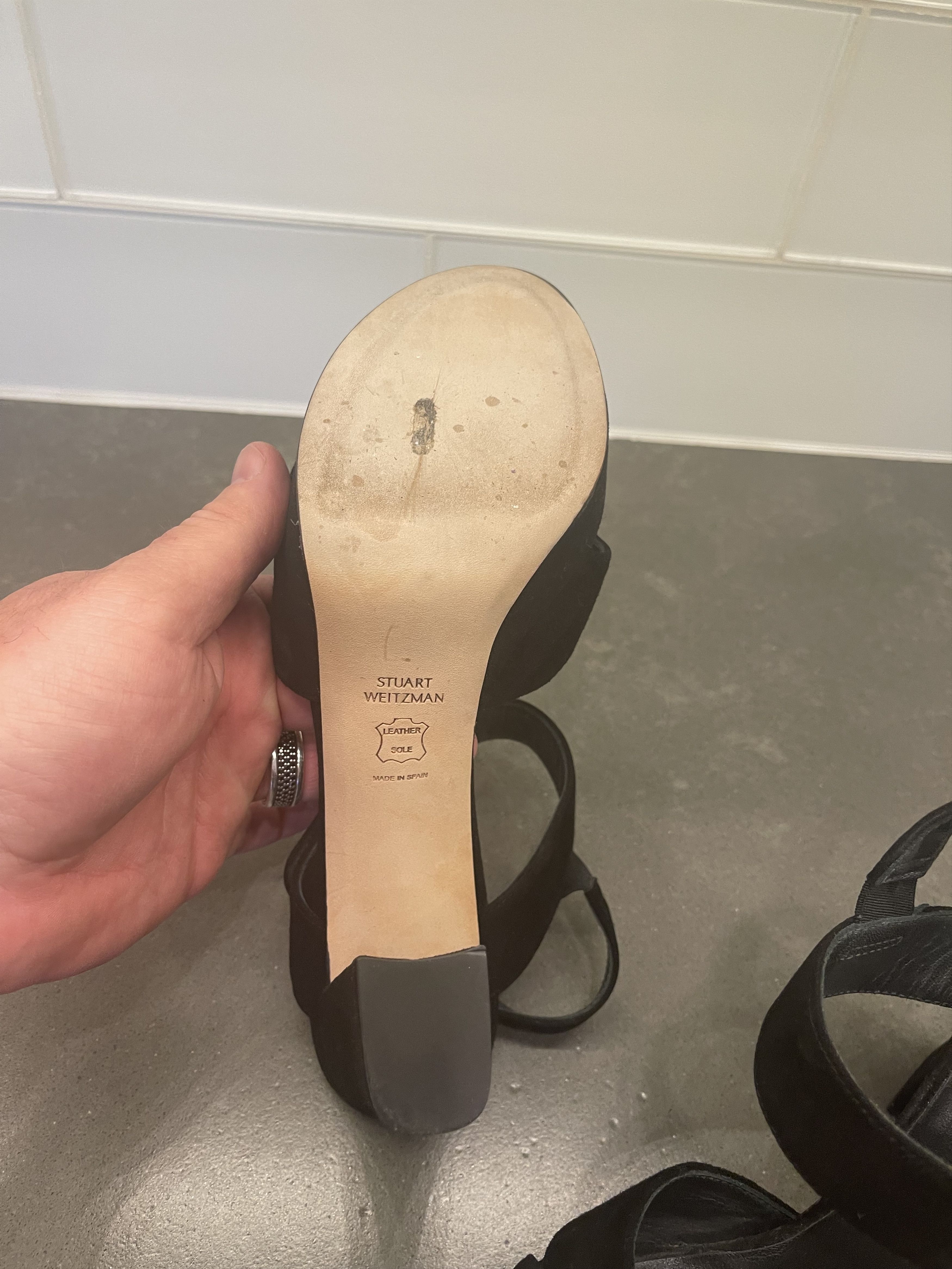 Stuart Weitzman Black Velvet Heels Size US 7.5 / IT 37.5 - 6 Thumbnail