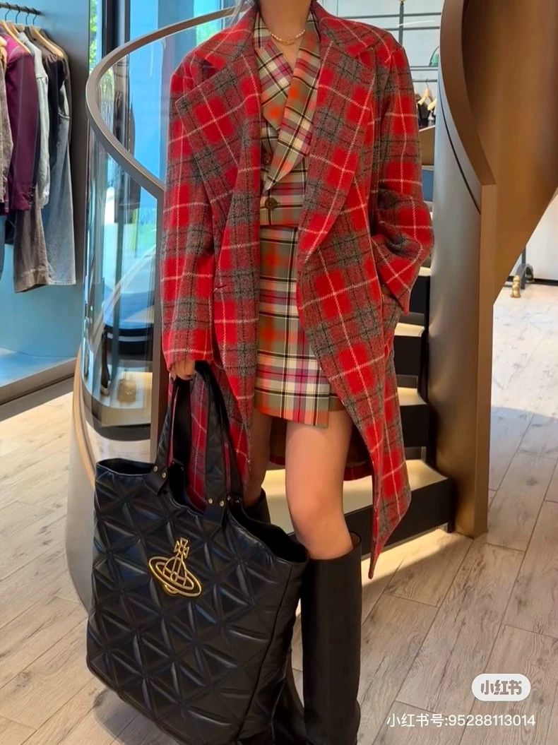 Other Vivienne Westwood A red checkered coat Size L / US 10 / IT 46 - 8 Thumbnail