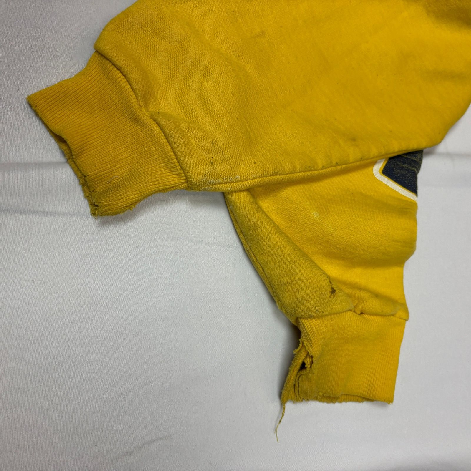 Vintage Vintage University of Michigan Spellout Sweatshirt Calhoun Size US L / EU 52-54 / 3 - 12 Thumbnail