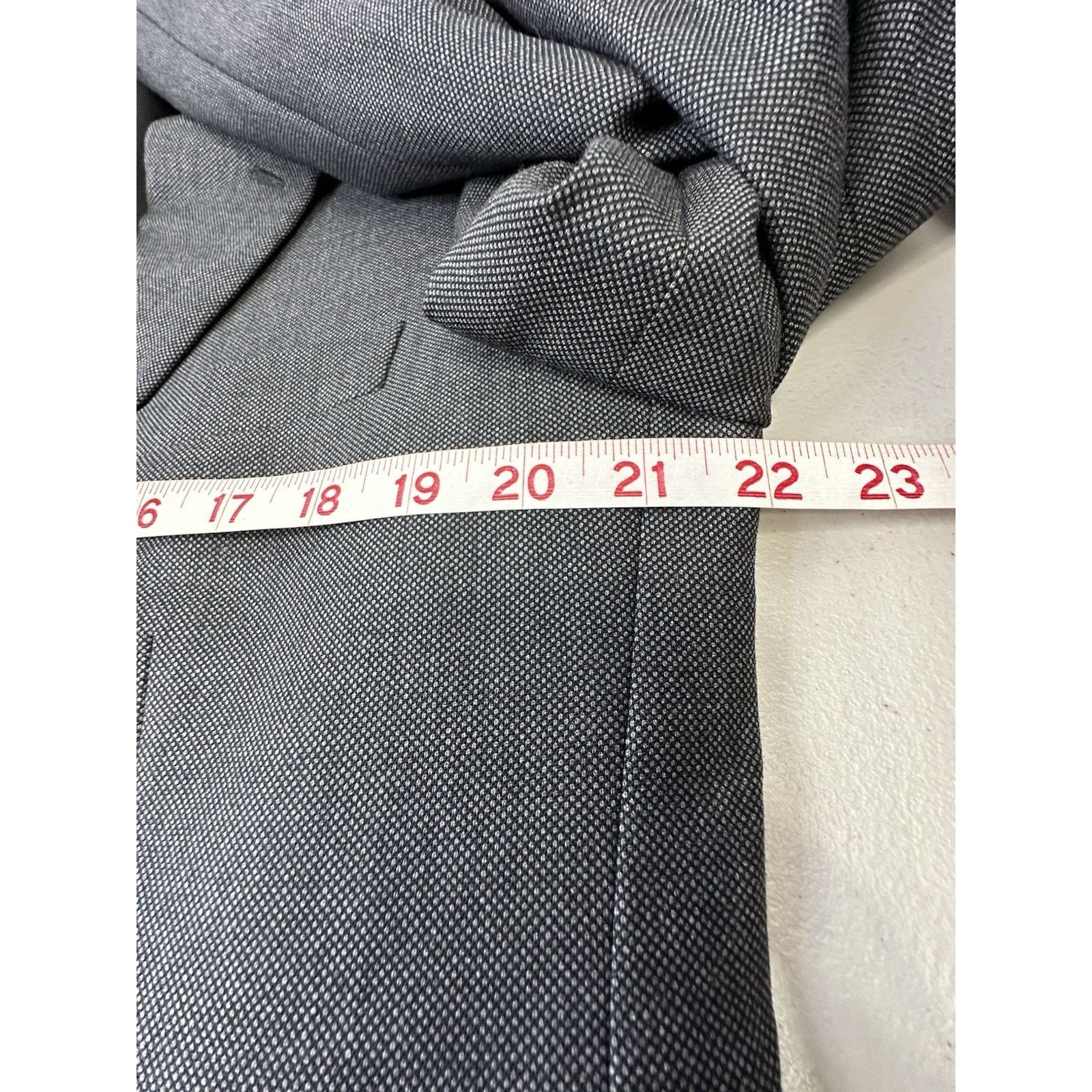 Brooks Brothers Brooks Brothers 1818 Madison Blazer Mens 44R Gray VBC Wool Size 44R - 3 Thumbnail