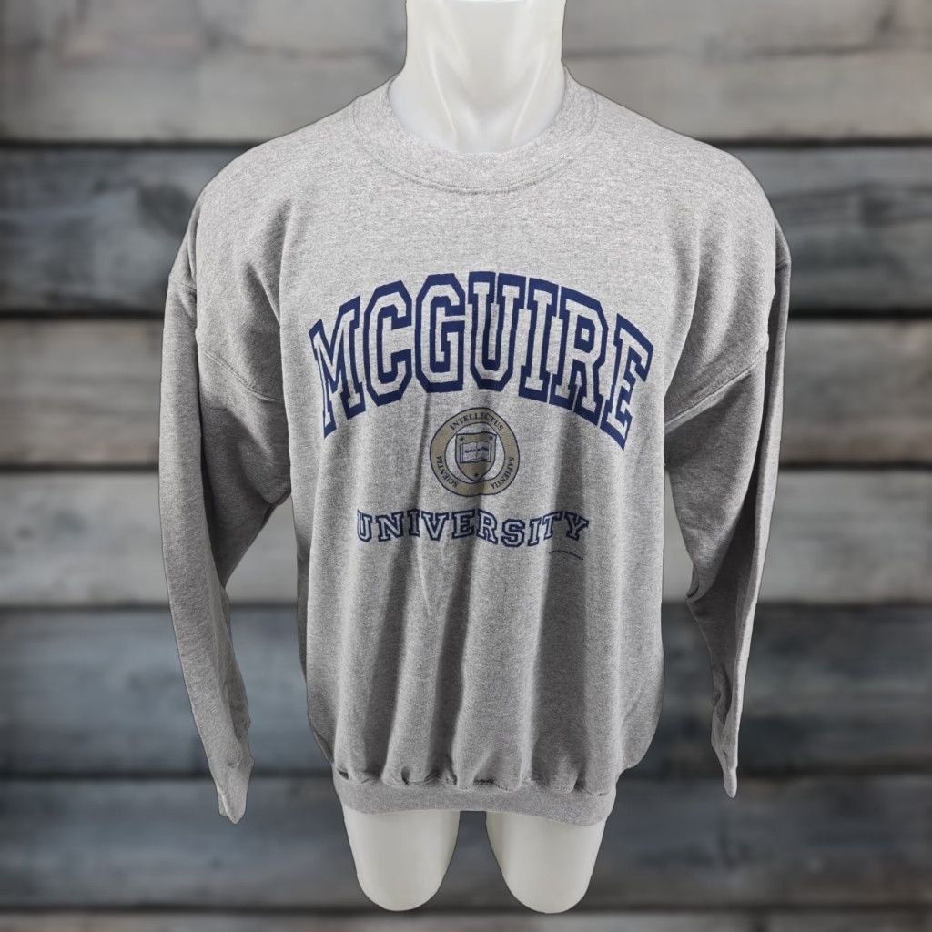 Gildan Mcguire University Sweatshirt Mens XL Size US XL / EU 56 / 4 - 1 Thumbnail