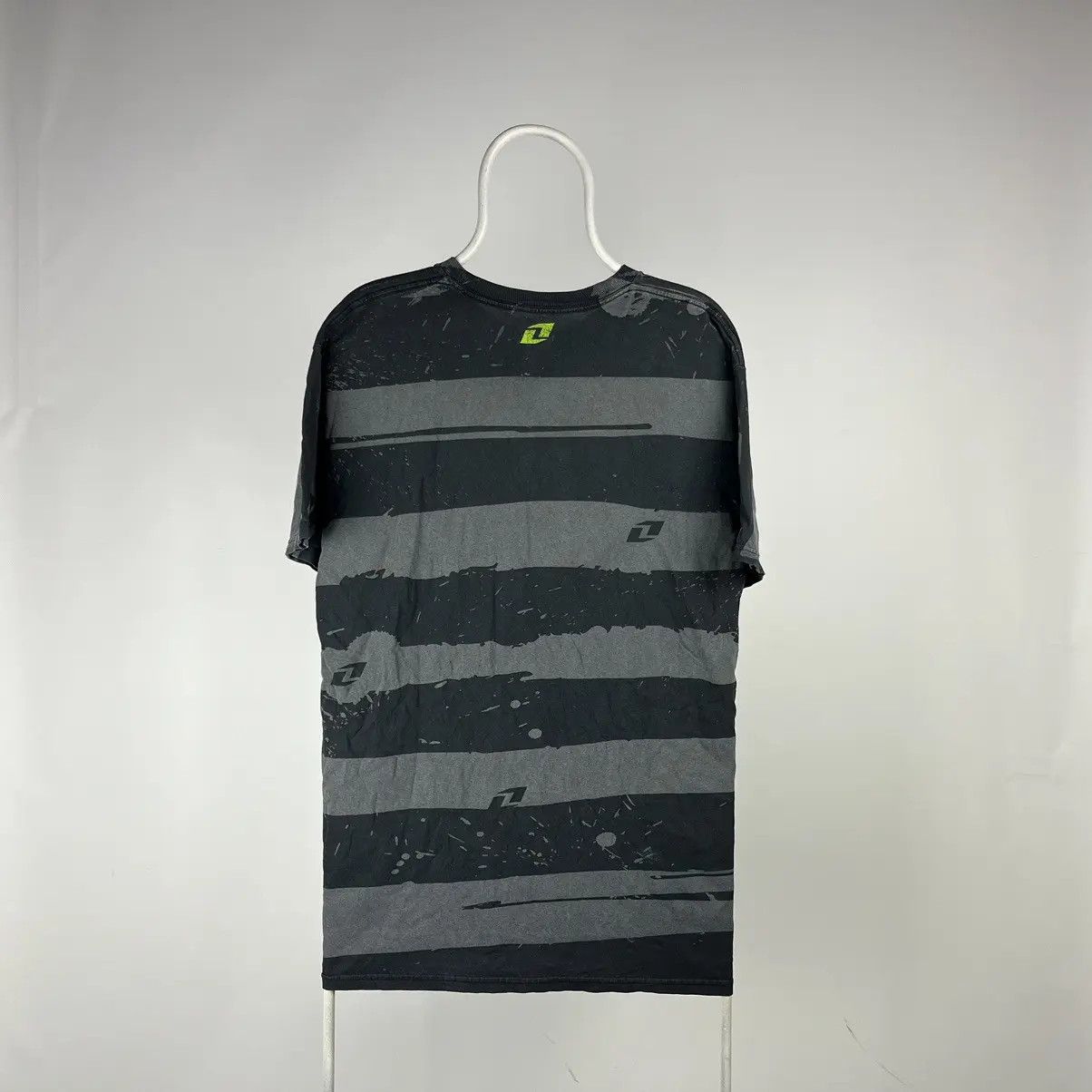 Band Tees Monster Tshirt racing band tee size Large Size US L / EU 52-54 / 3 - 2 Thumbnail