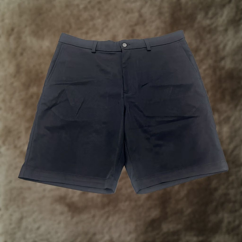 Callaway Callaway Golf Shorts Men 36 Black Performance Stretch Flat Front Casual Size US 36 / EU 52 - 1 Thumbnail