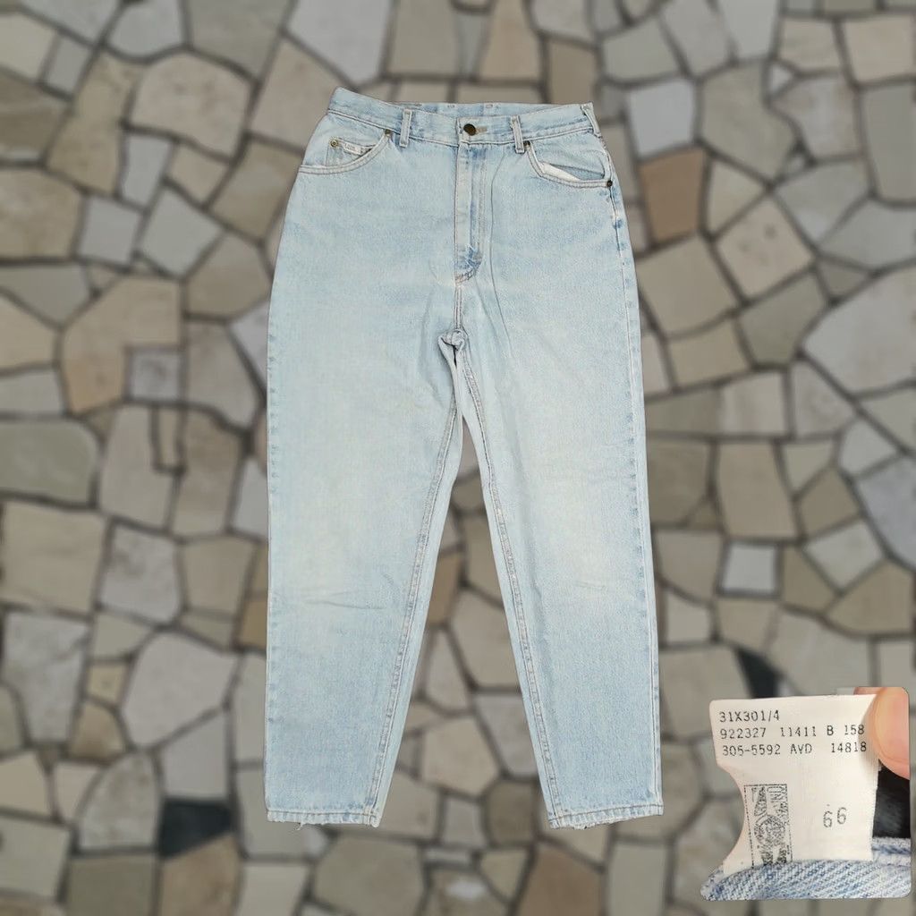 Lee VINTAGE Lee 80s High Waist Mom Jeans Tapered Light Wash USA Sz 10 W30 L28 Womens Jeans Size 32" / US 10 / IT 46 - 1 Thumbnail