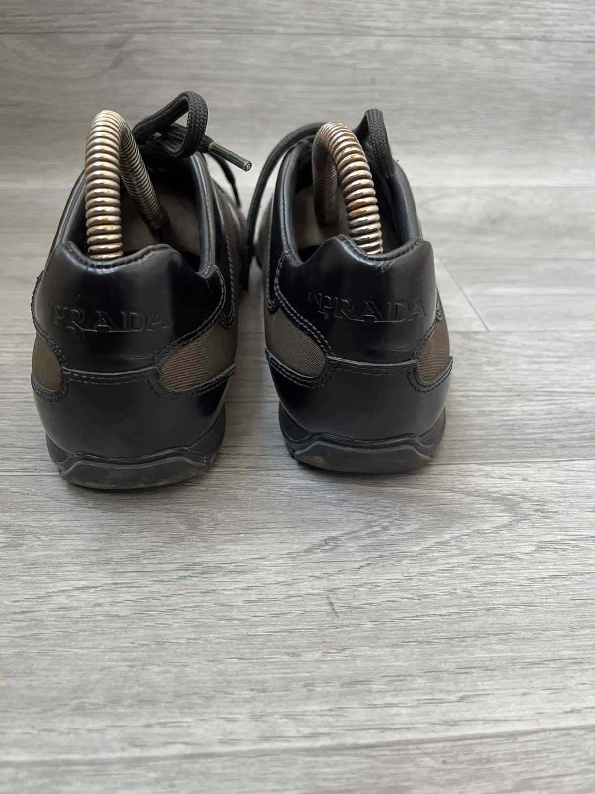 Prada Prada linea rossa low-top Y2k sneakers sz 36.5 Size US 6.5 / IT 36.5 - 6 Thumbnail