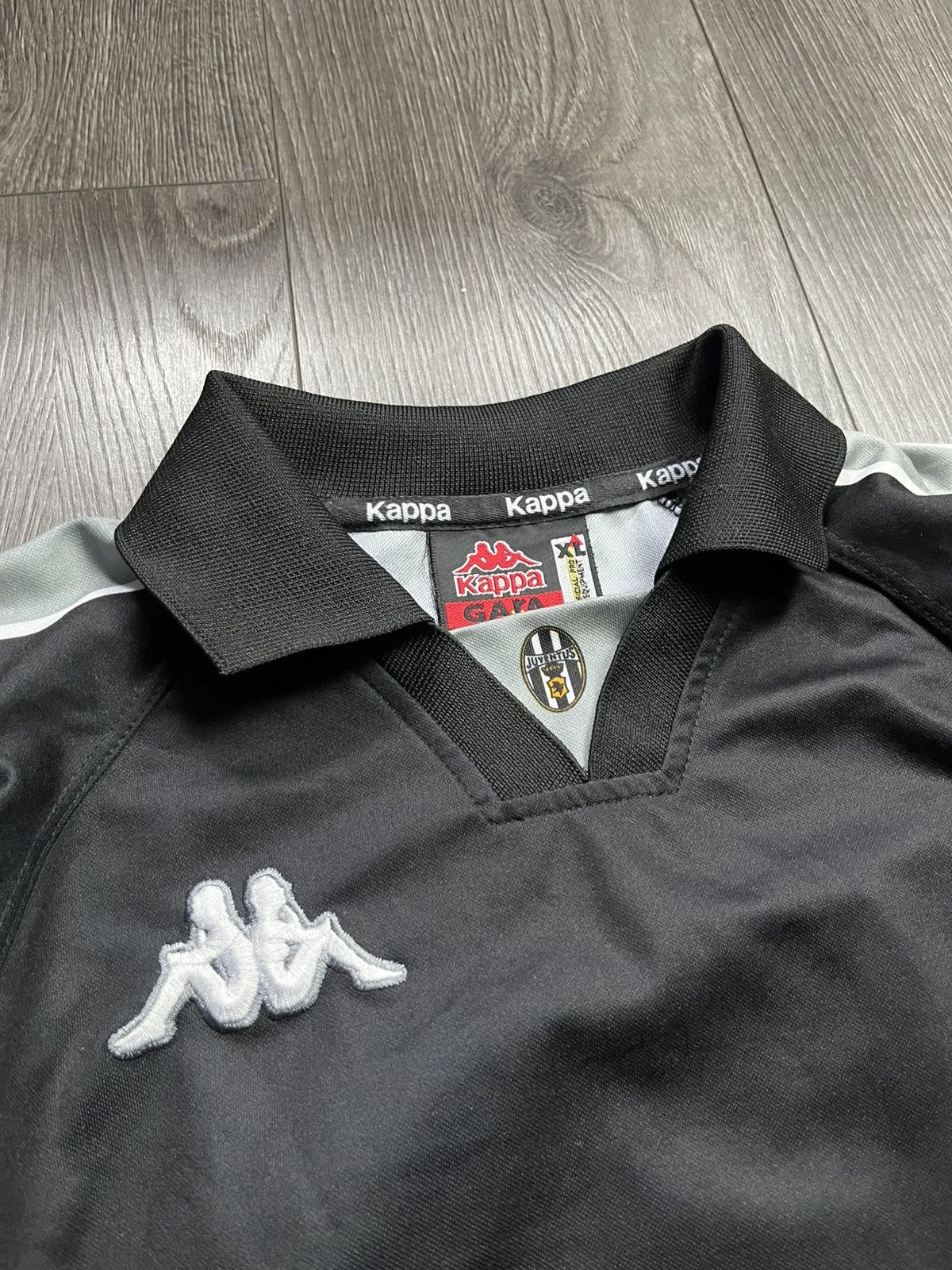Kappa Vintage 90s Kappa Juventus Goalkeeper Jersey Long Sleev GARA Size US L / EU 52-54 / 3 - 3 Thumbnail