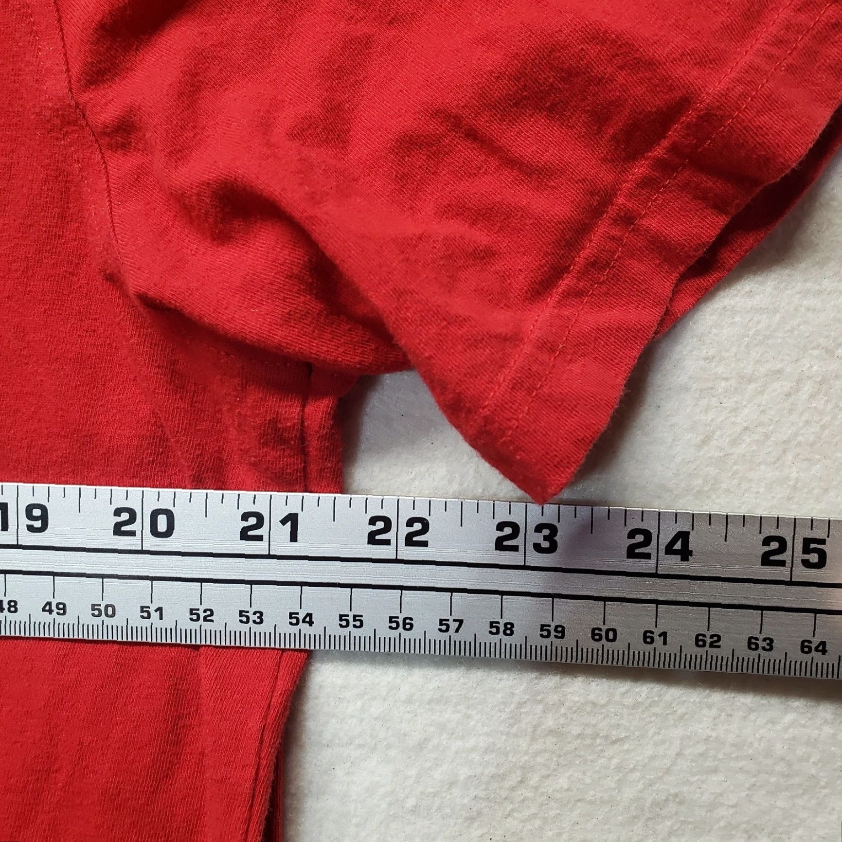 Under Armour Under Armour Chicago Bulls Red Heatgear Shirt Long Sleeve Adult Men 2XL XXL Crew Neck Logo Breathable Lightweight Sports 90s? Size US XXL / EU 58 / 5 - 5 Thumbnail
