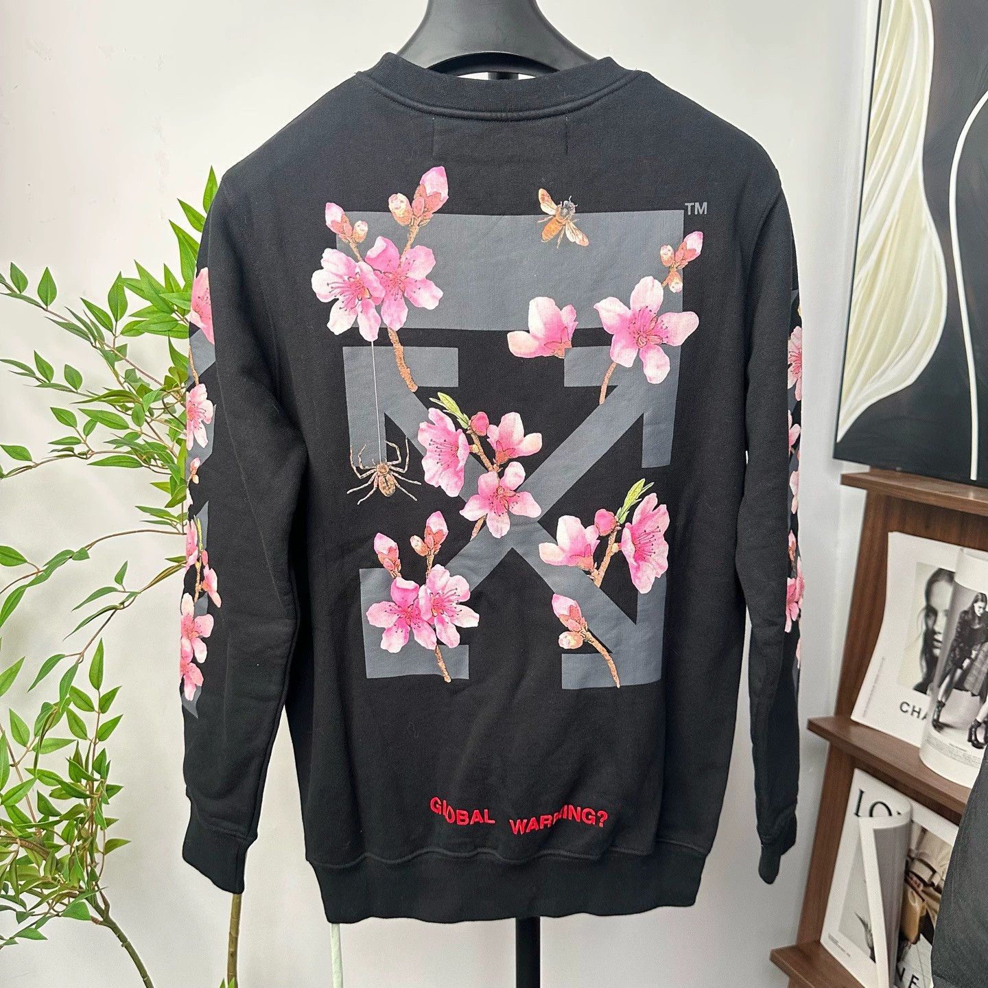 Off-White off-white cherry blossom embroidered sweatshirt Size US XXS / EU 40 - 1 Thumbnail