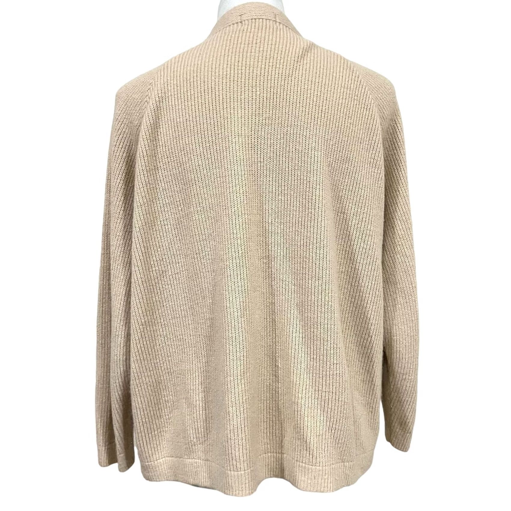 Vintage VINTAGE Rosalee Cardigan Sweater Women Beige Flowers 24" Chest 22" Length 13.5" Sleeve M Adults Womens Size M / US 6-8 / IT 42-44 - 5 Thumbnail